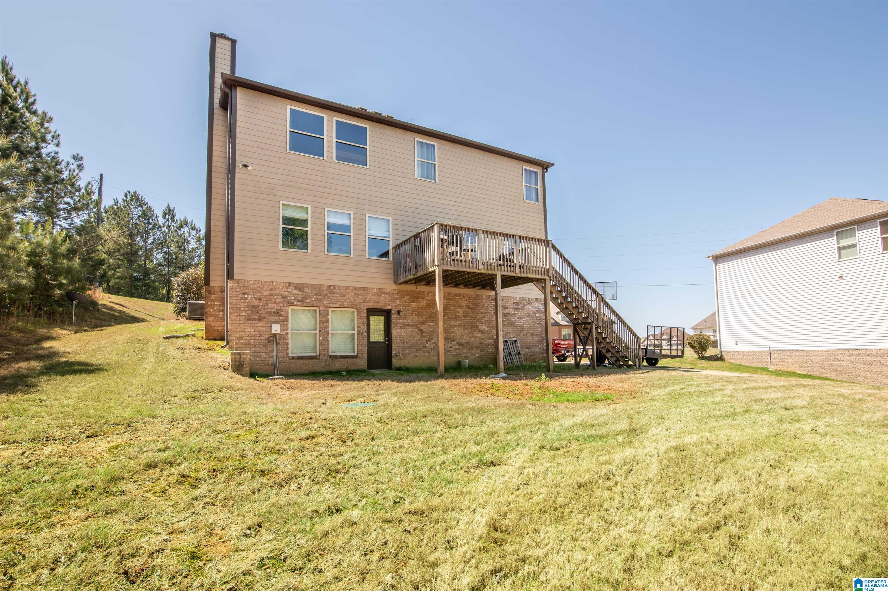 820 BROOKHAVEN DRIVE