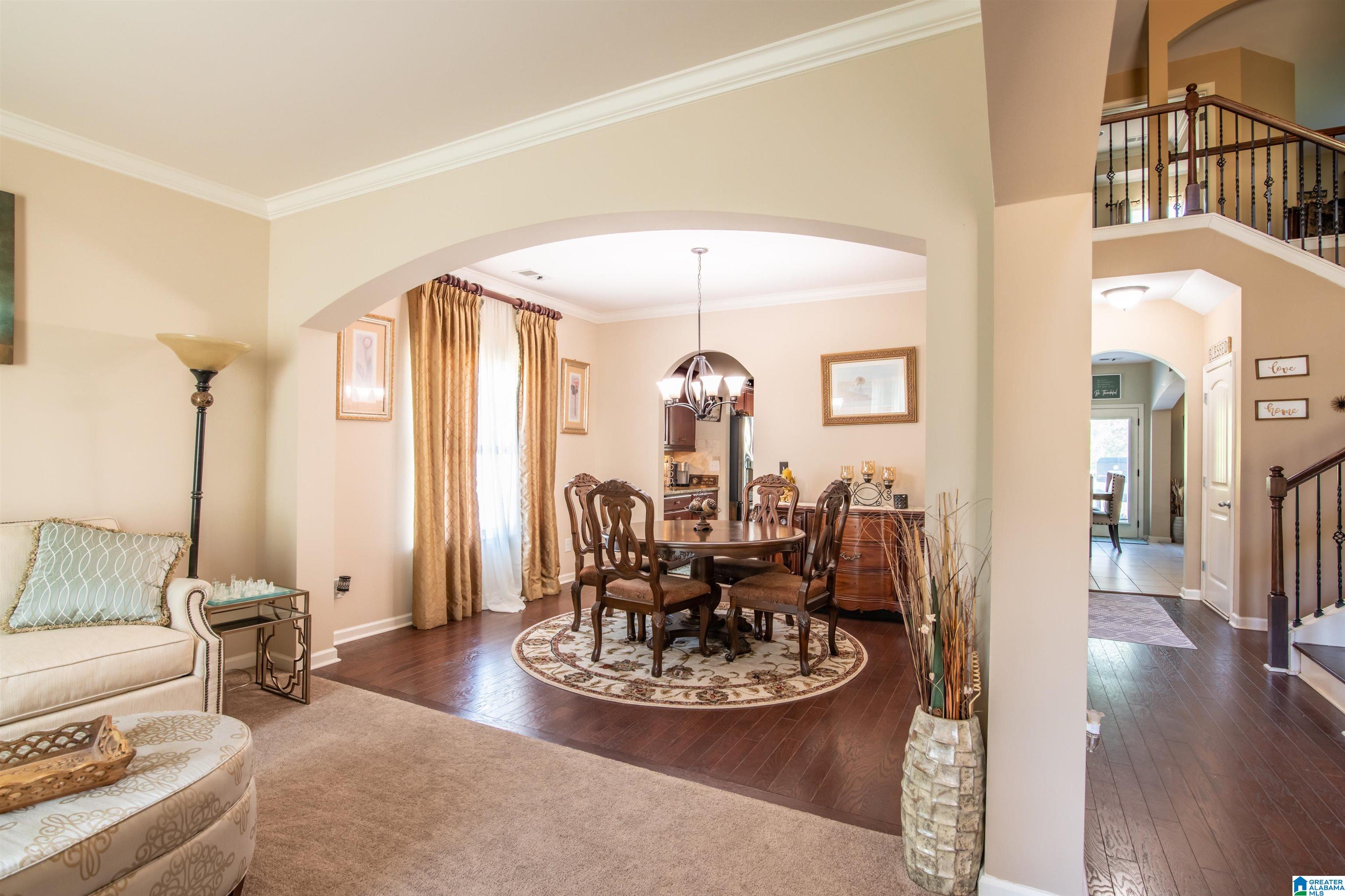 820 BROOKHAVEN DRIVE