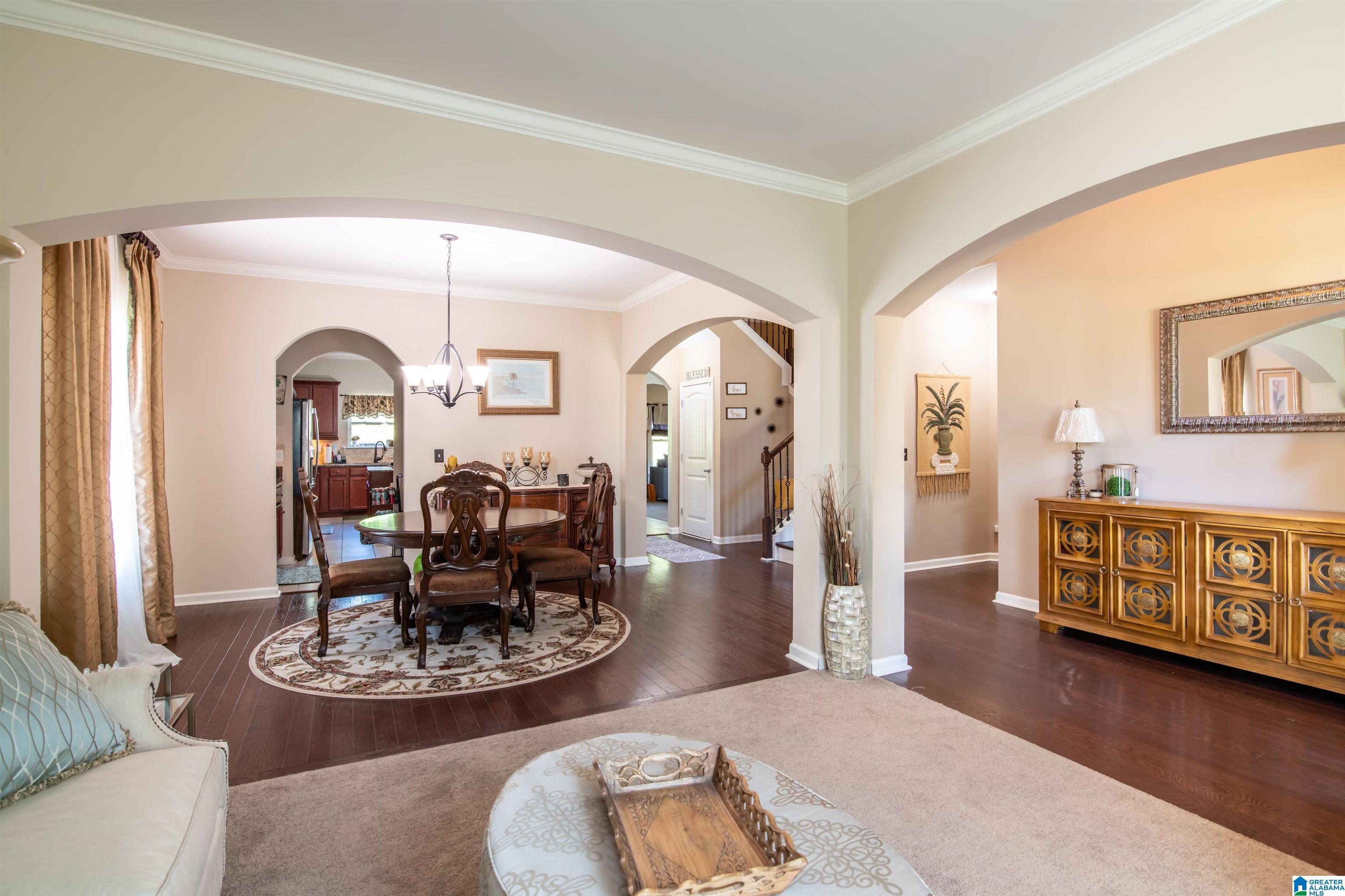 820 BROOKHAVEN DRIVE