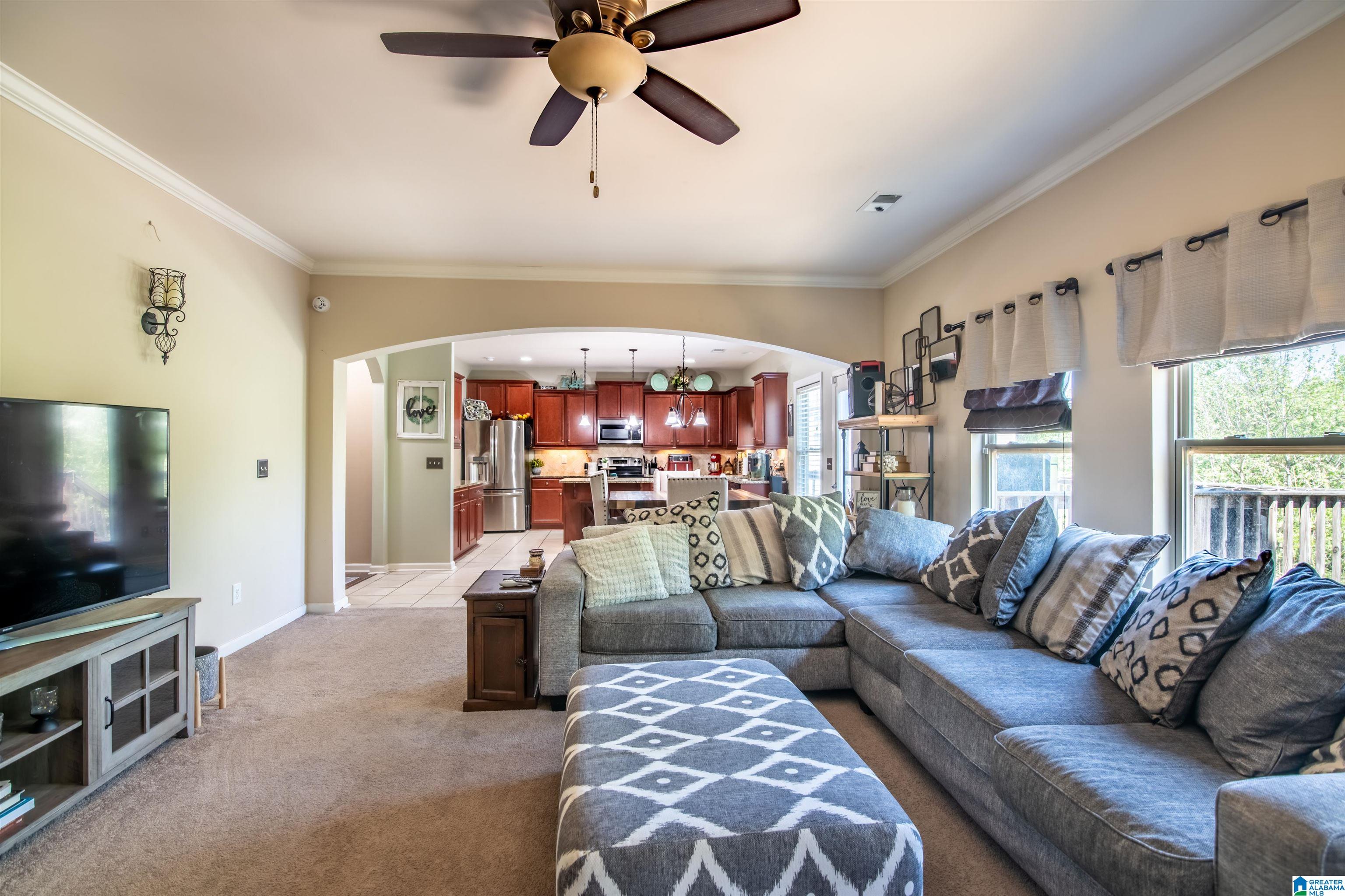 820 BROOKHAVEN DRIVE