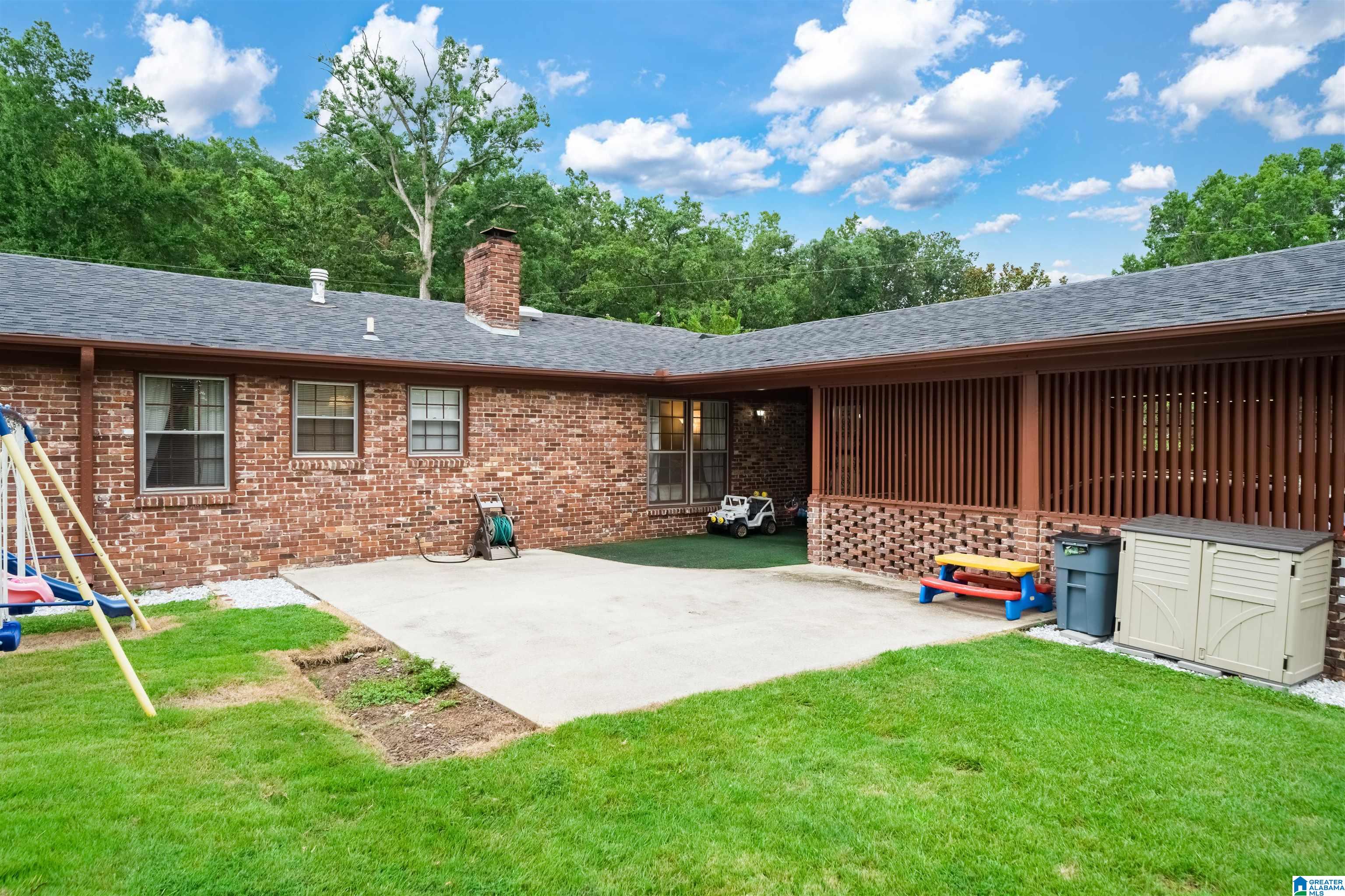 834 SHERMAN OAKS DRIVE