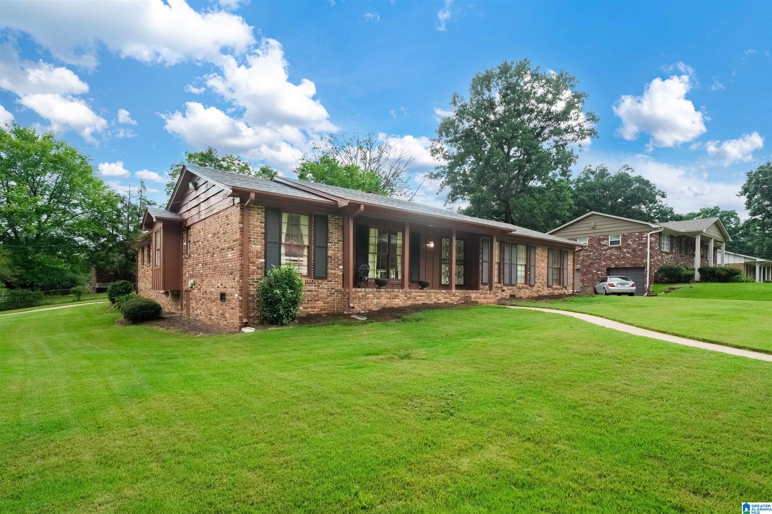 834 SHERMAN OAKS DRIVE