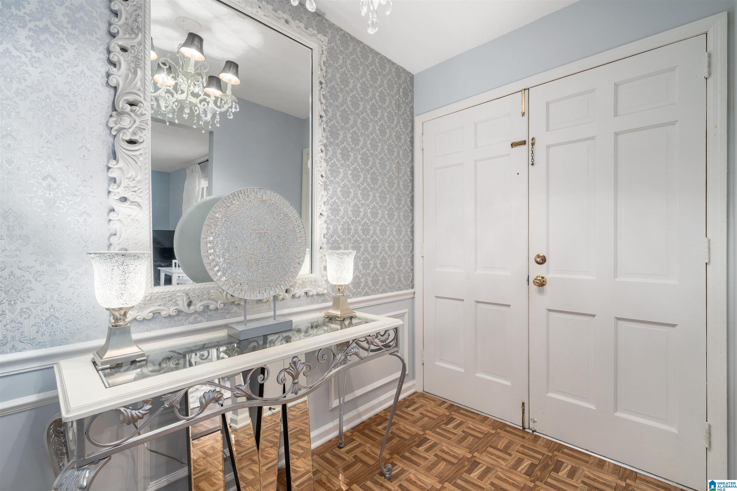 834 SHERMAN OAKS DRIVE