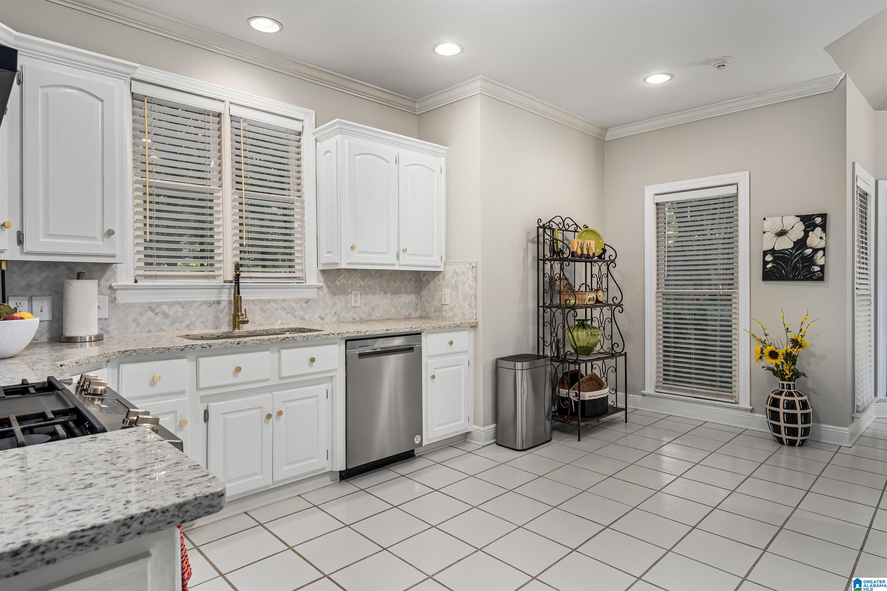 101 GREYSTONE GLEN DRIVE