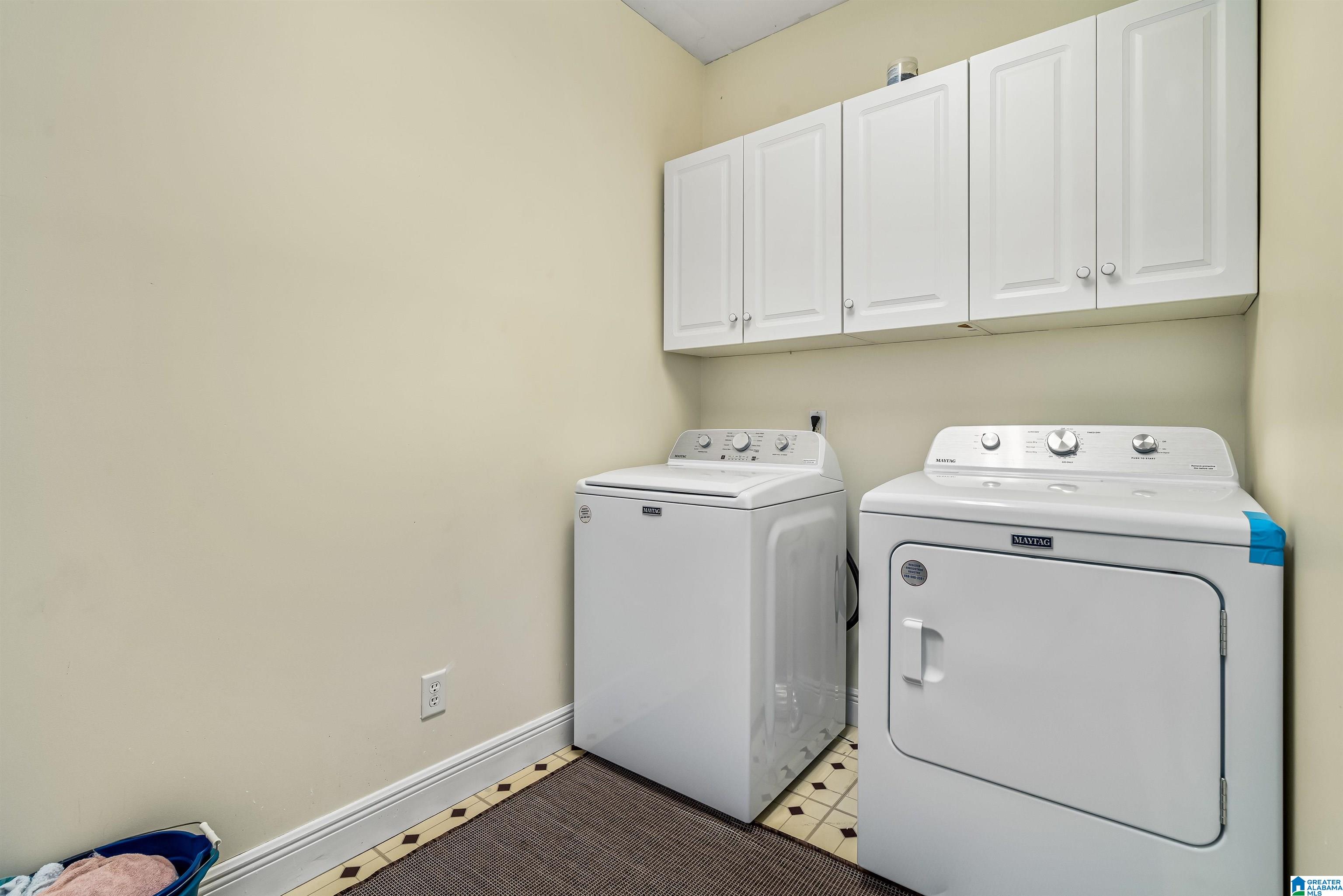 101 GREYSTONE GLEN DRIVE