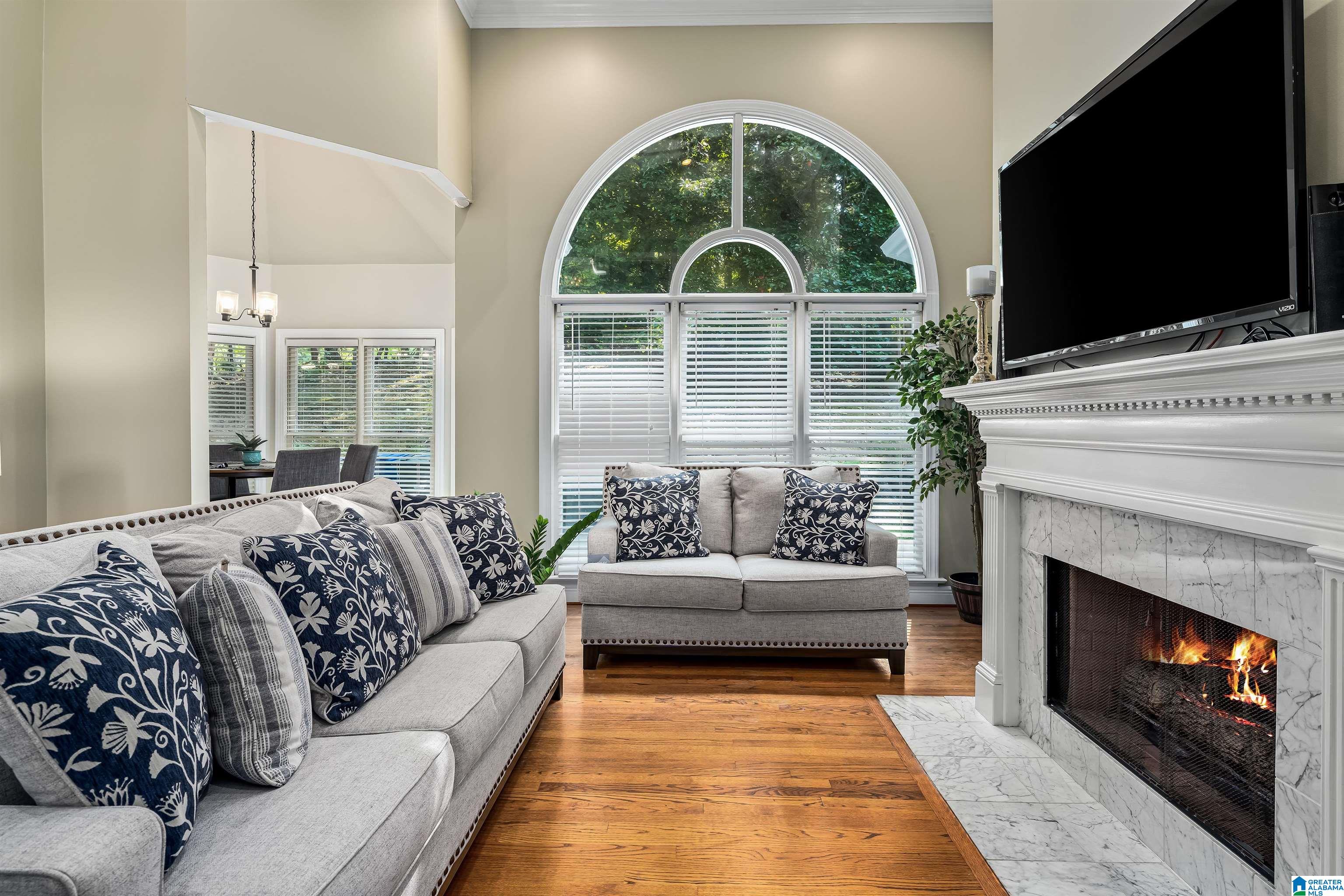 101 GREYSTONE GLEN DRIVE