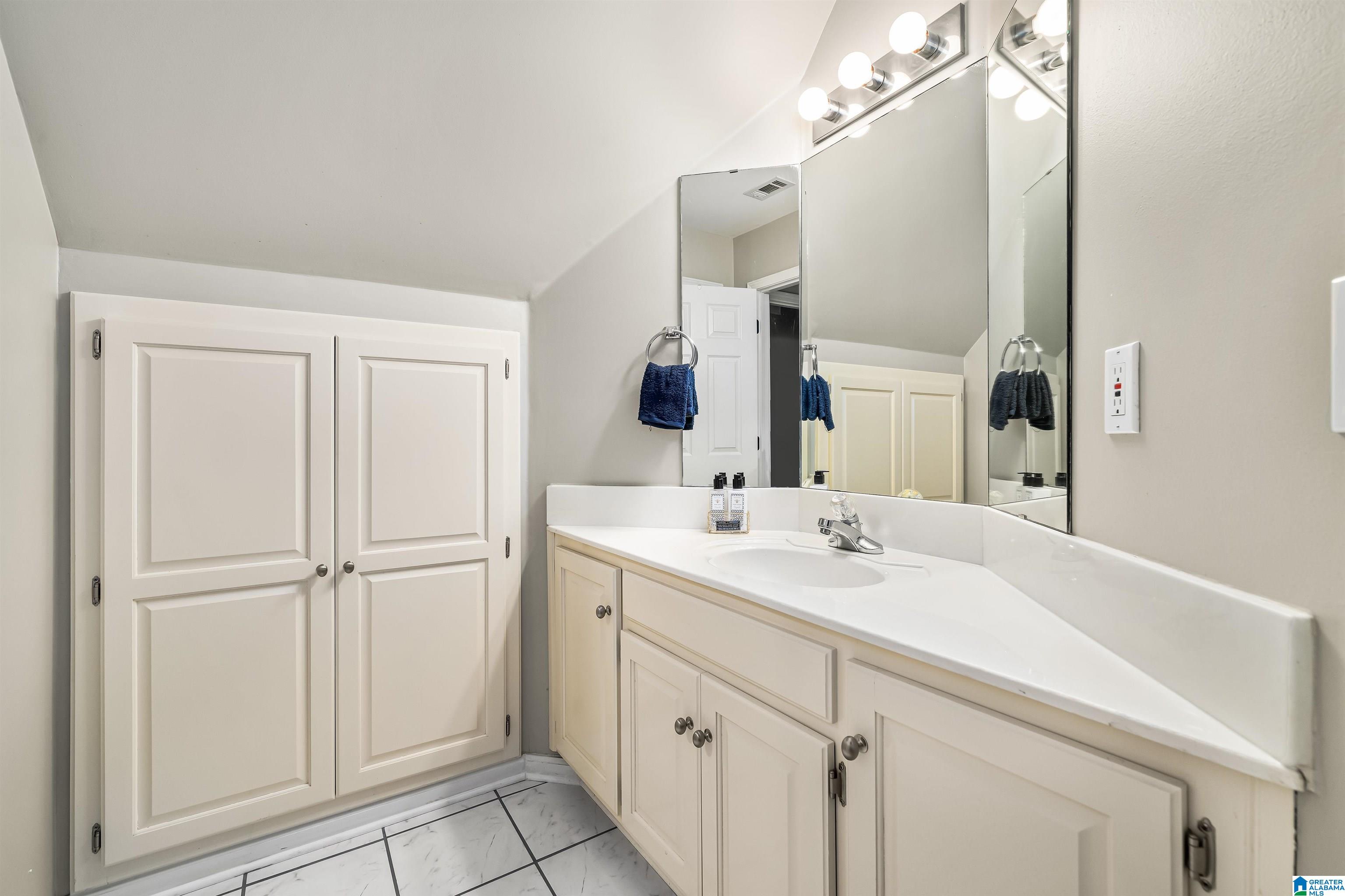 101 GREYSTONE GLEN DRIVE