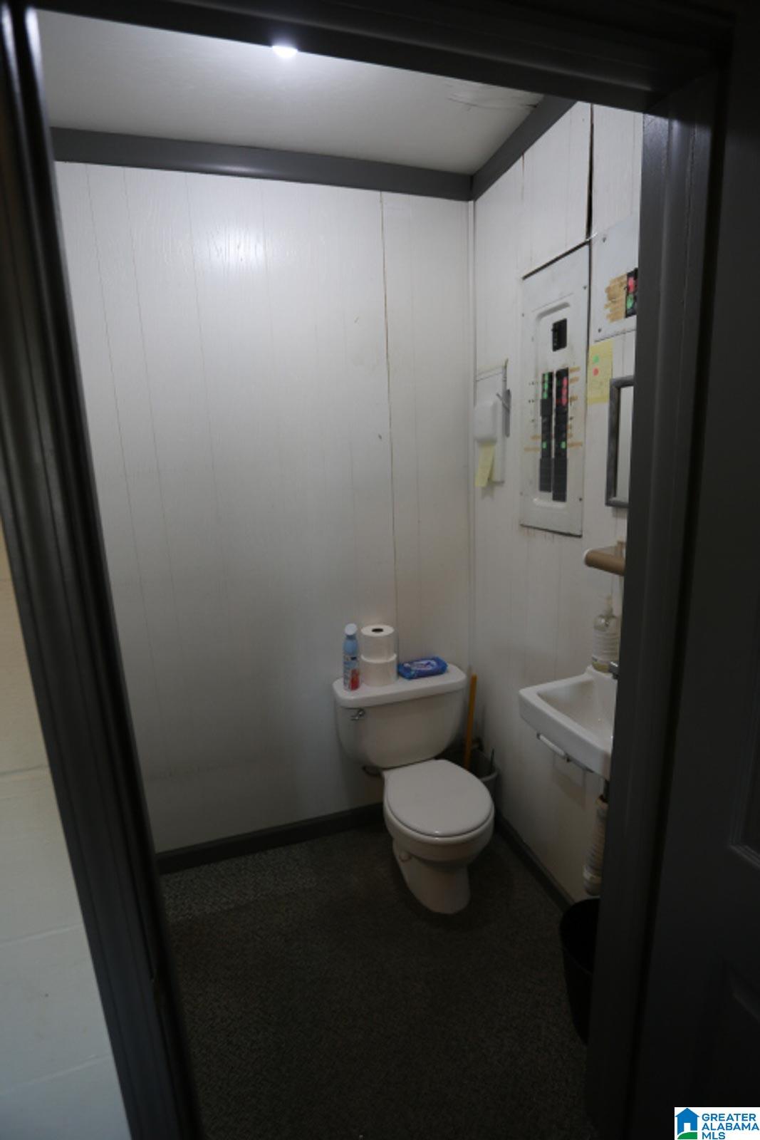 8244 THORNTON AVENUE