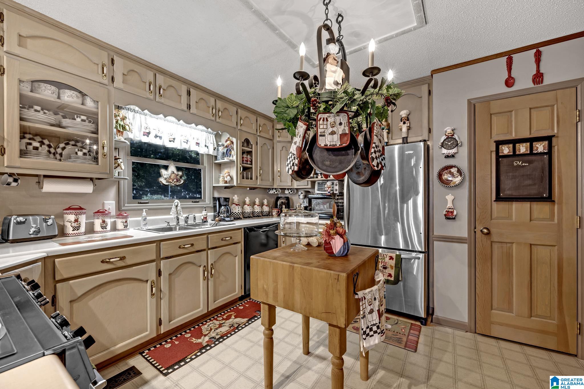 4013 BACK FORTY LANE