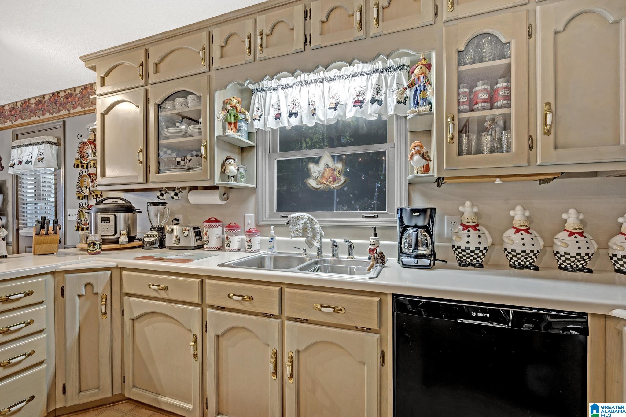 4013 BACK FORTY LANE