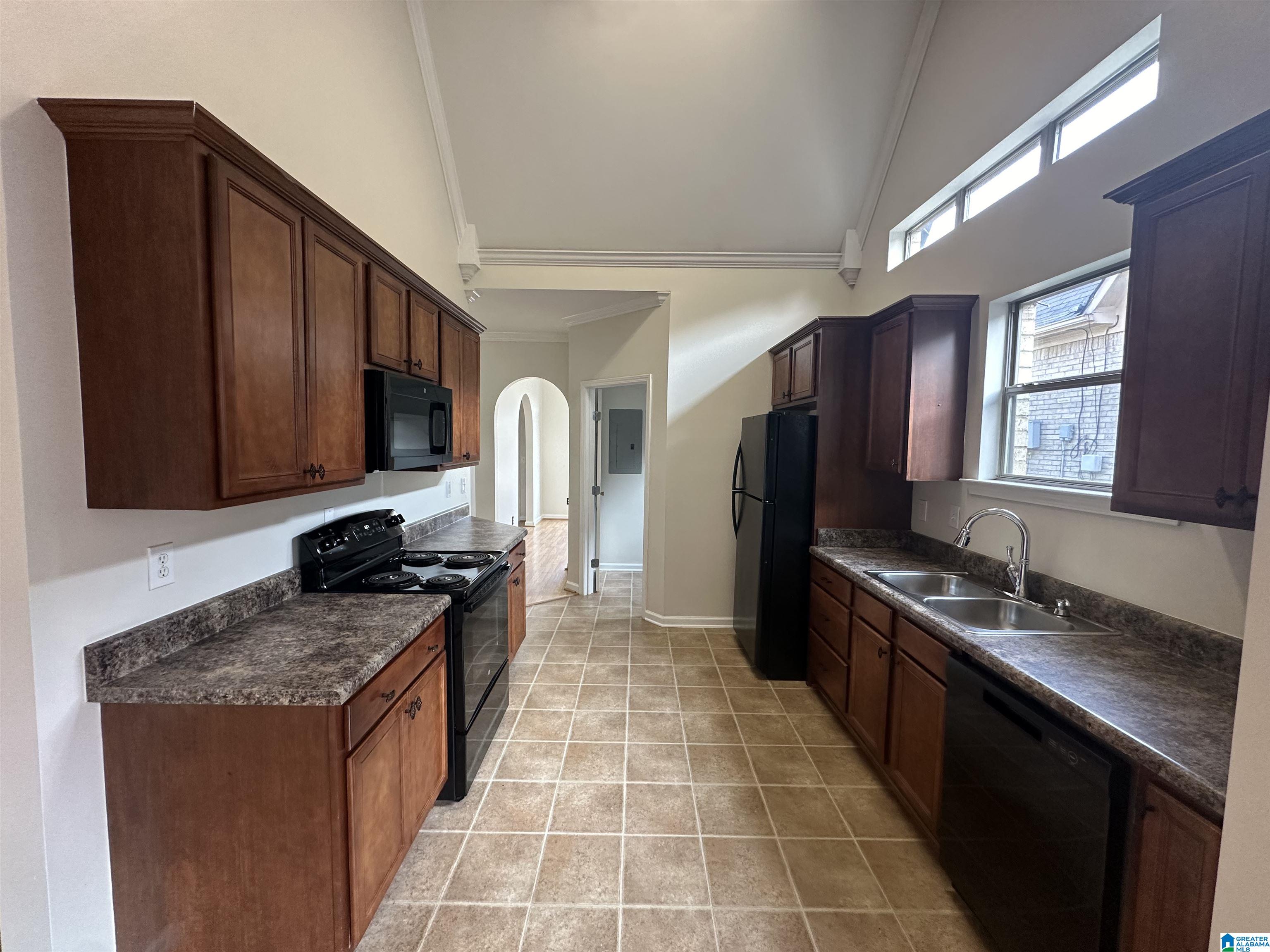 2020 TUDOR LANE
