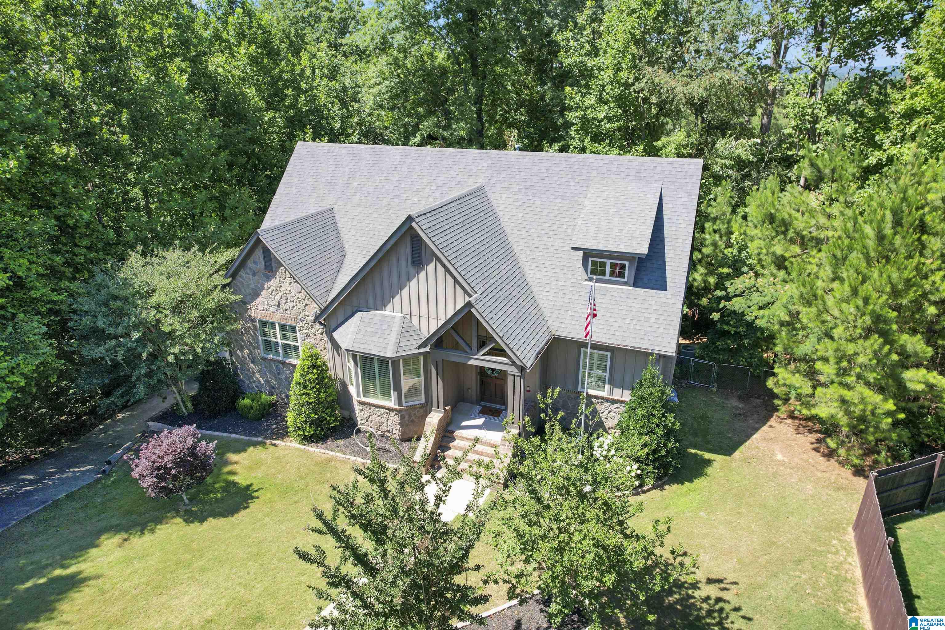 9246 CLAIRIDGE DRIVE