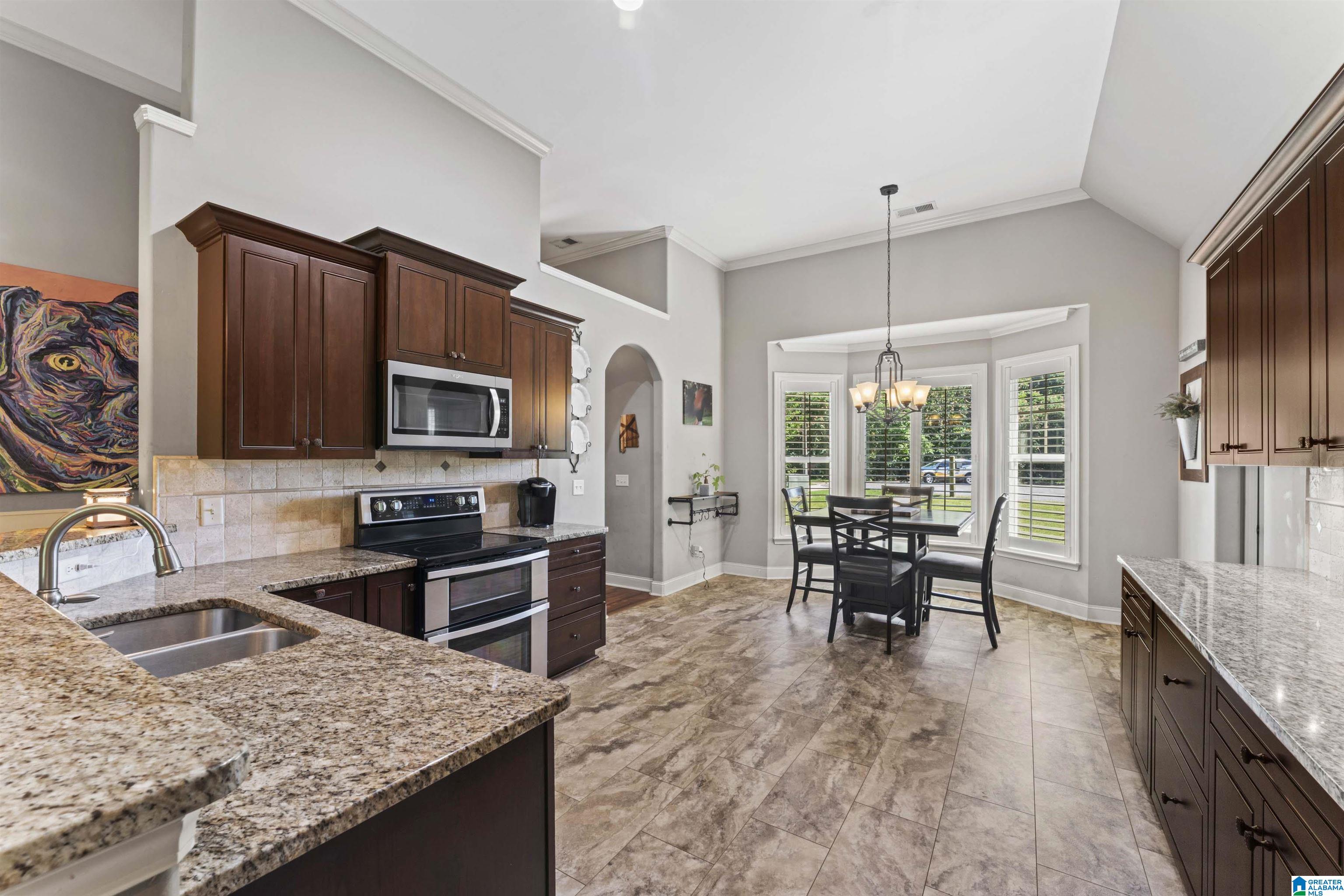 9246 CLAIRIDGE DRIVE