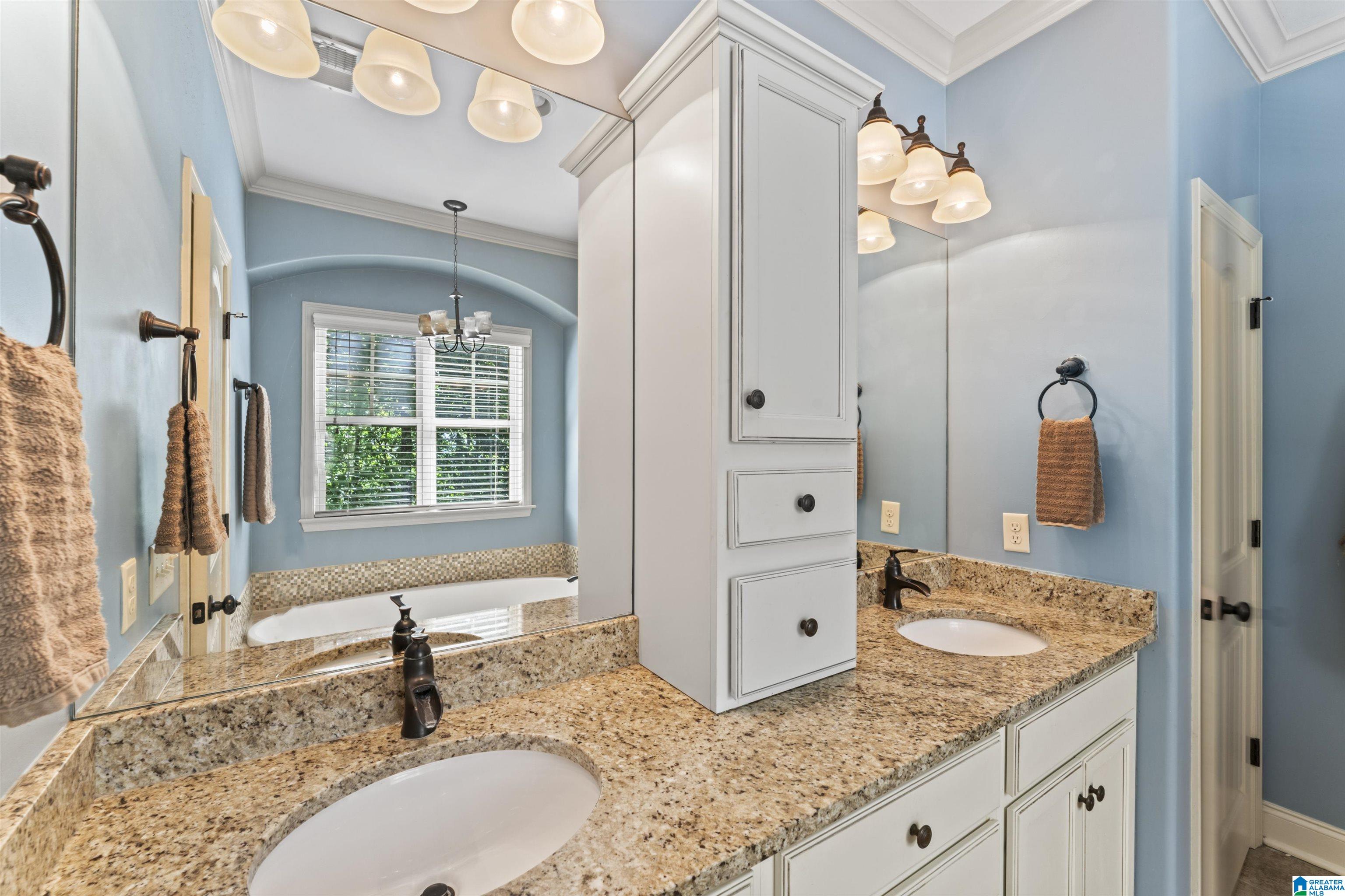 9246 CLAIRIDGE DRIVE