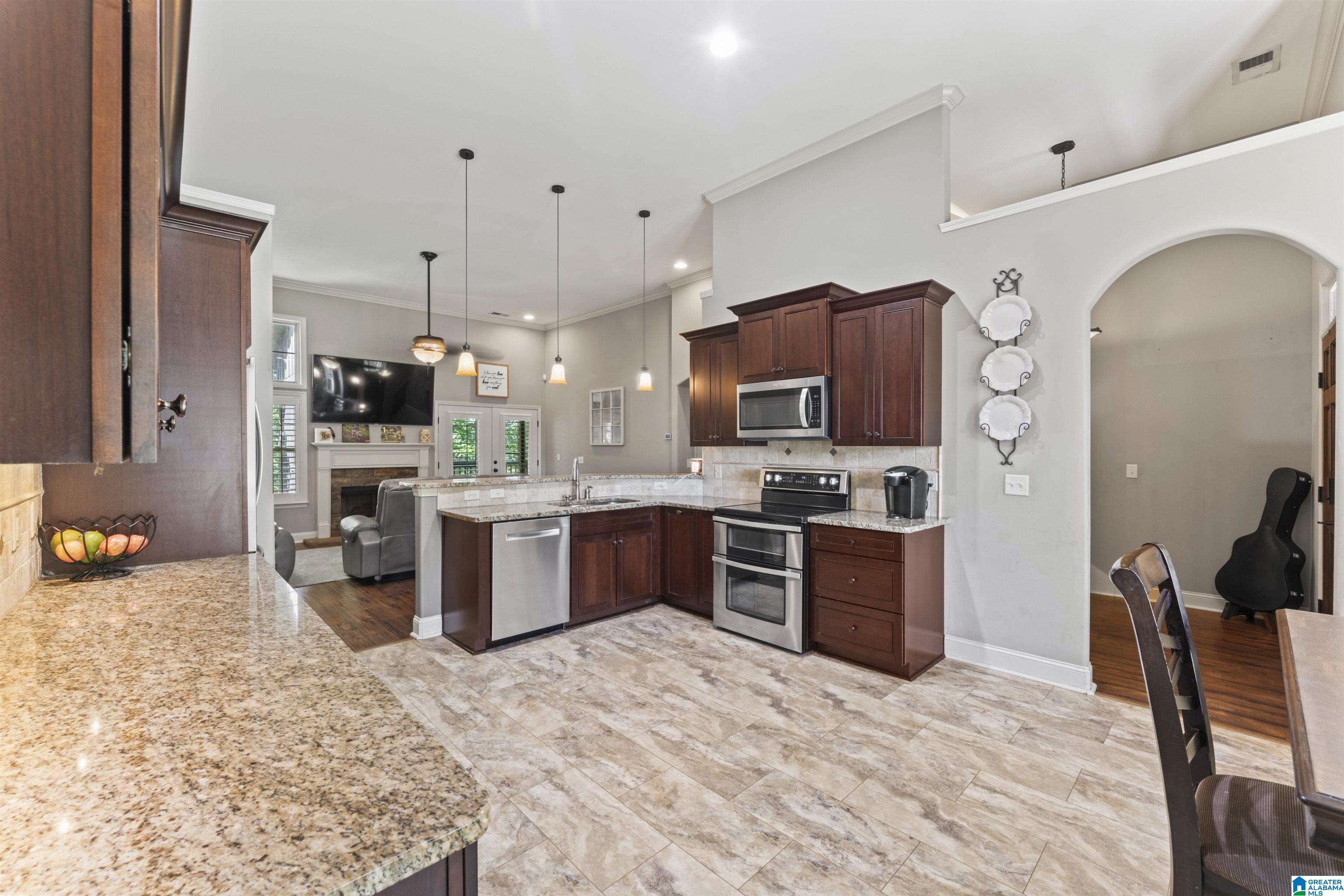 9246 CLAIRIDGE DRIVE