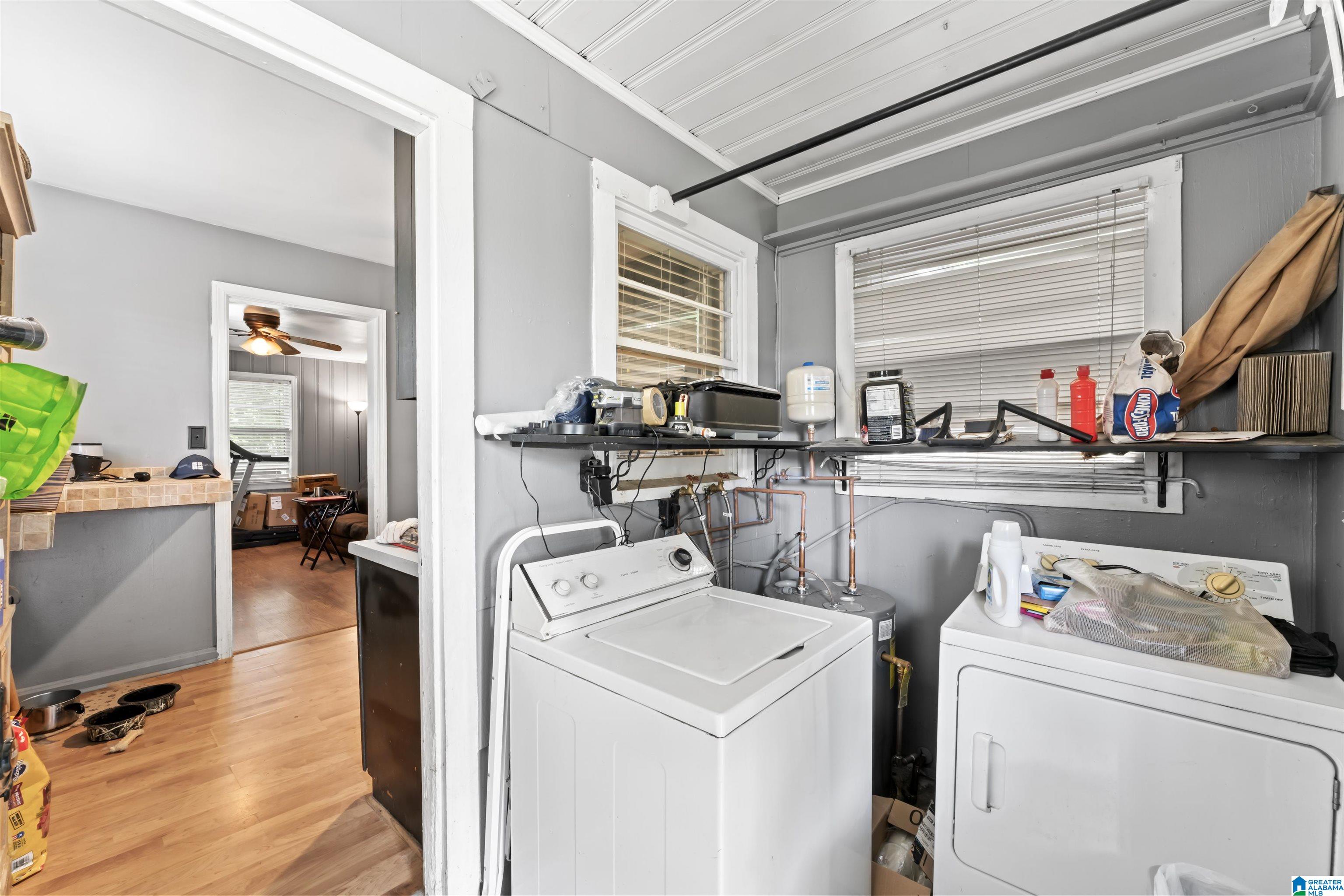 121 16TH STREET S