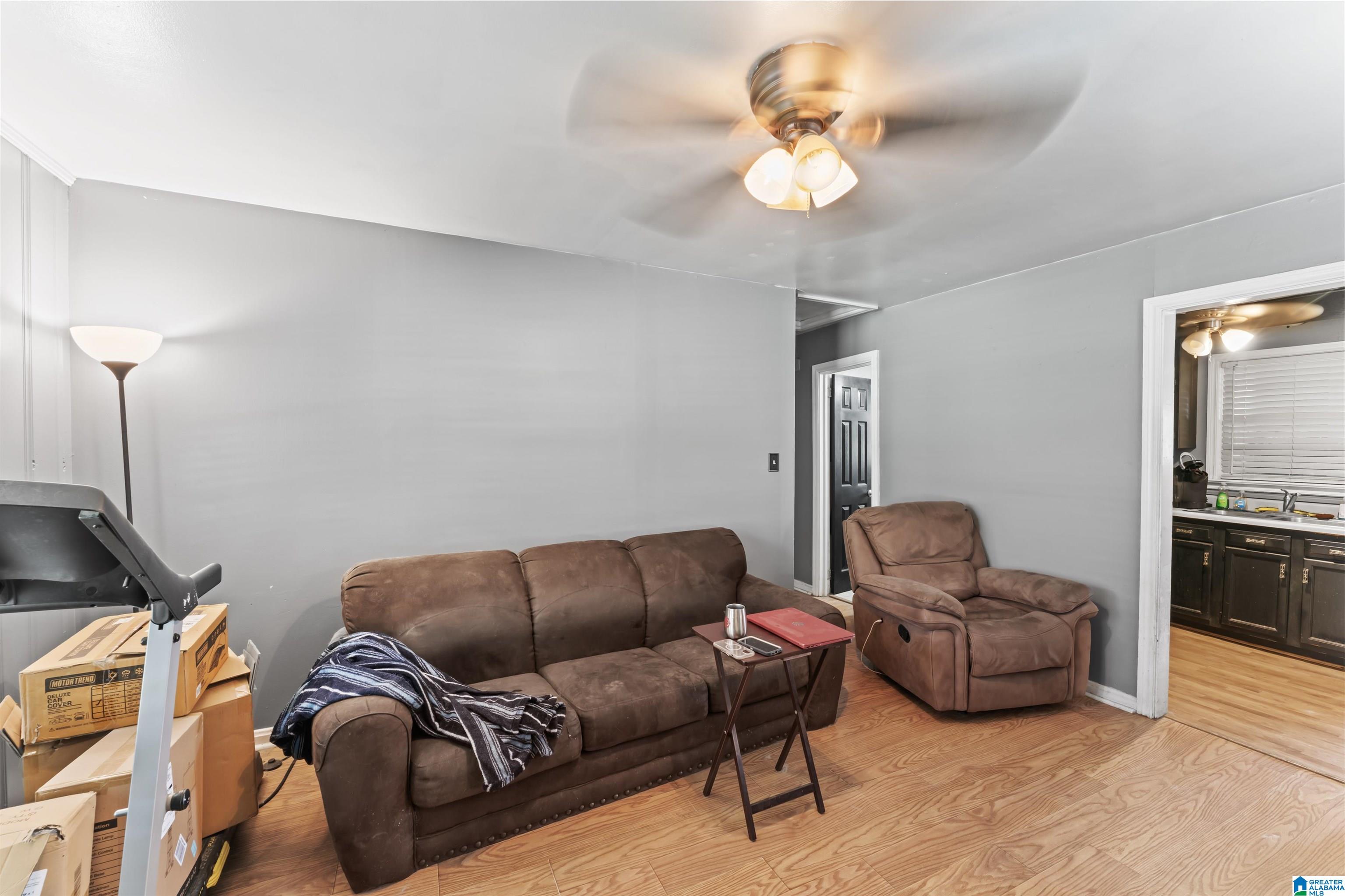 121 16TH STREET S
