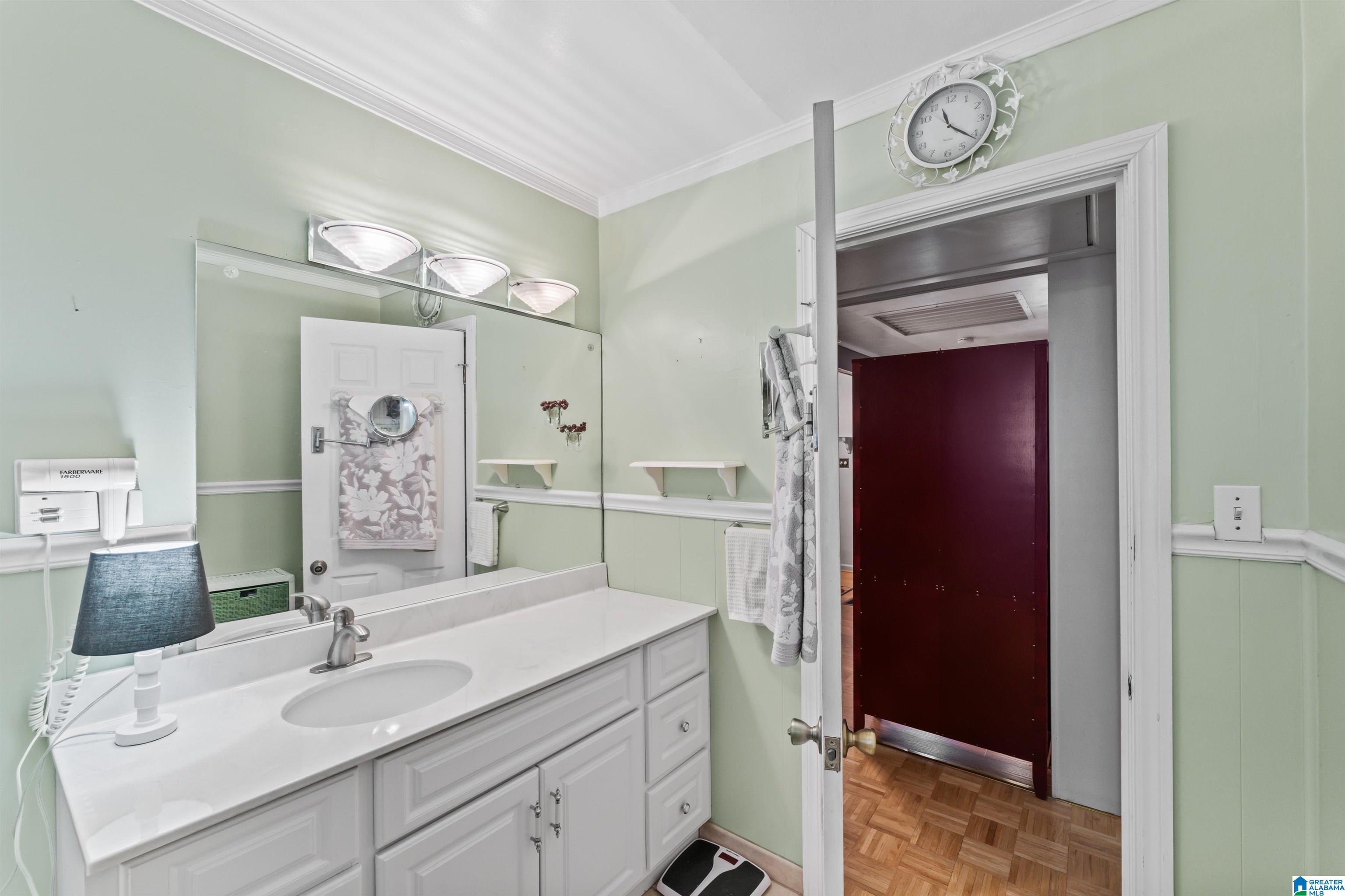 123 16TH STREET S