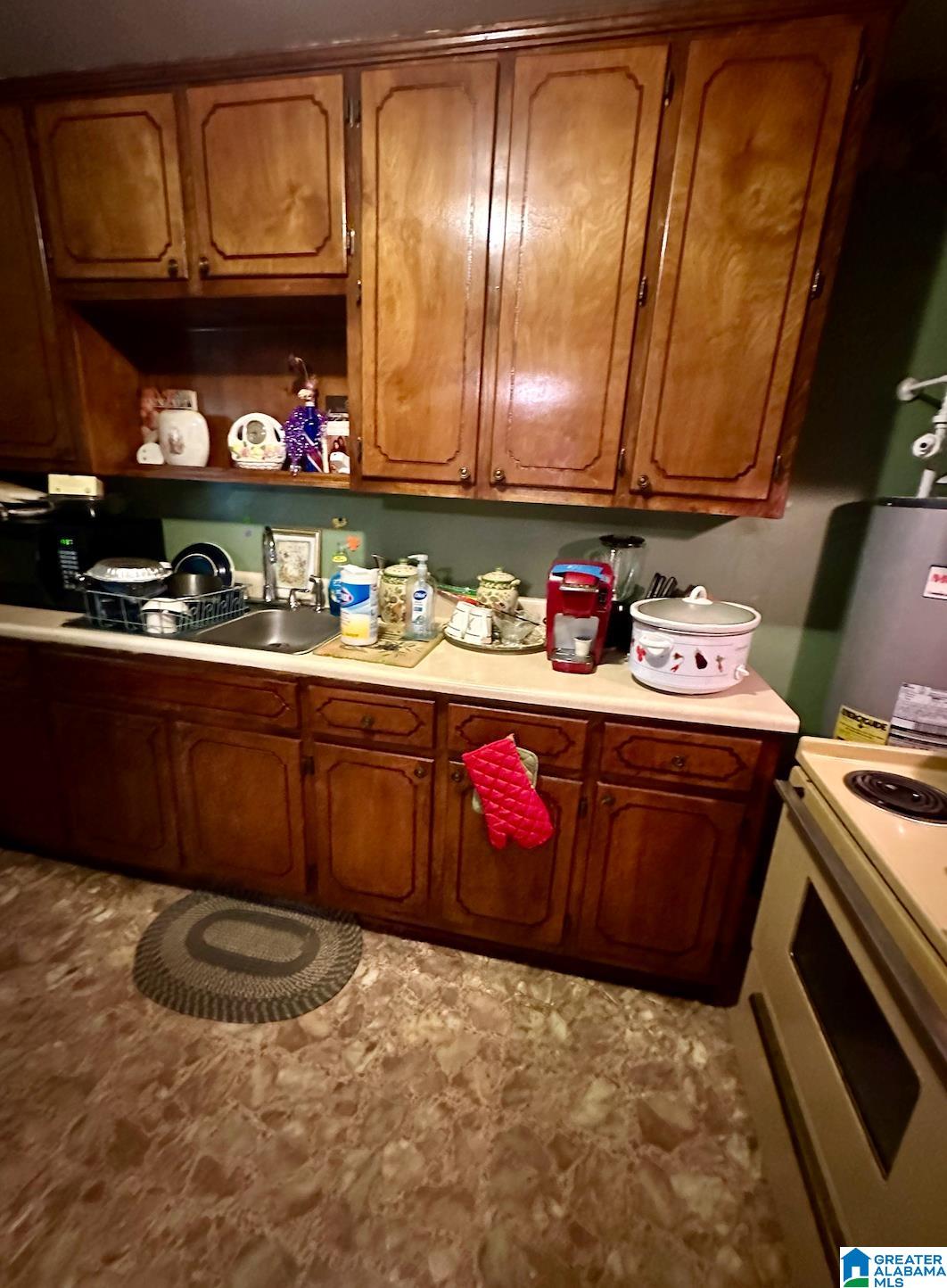 5621 TERRACE J