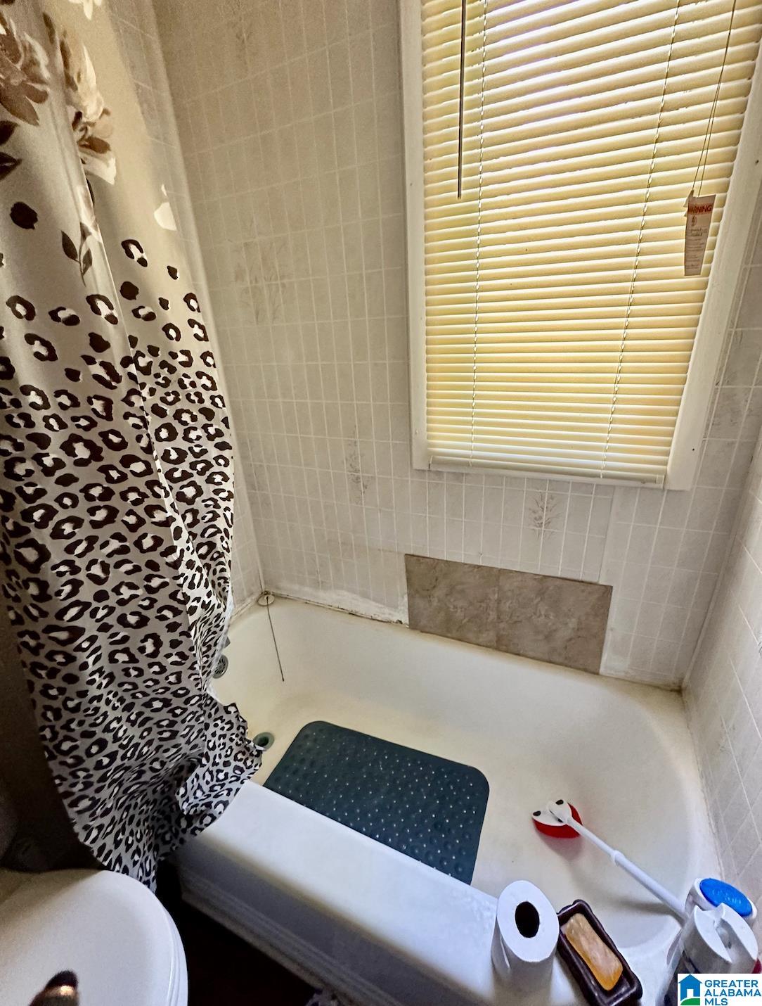 5621 TERRACE J