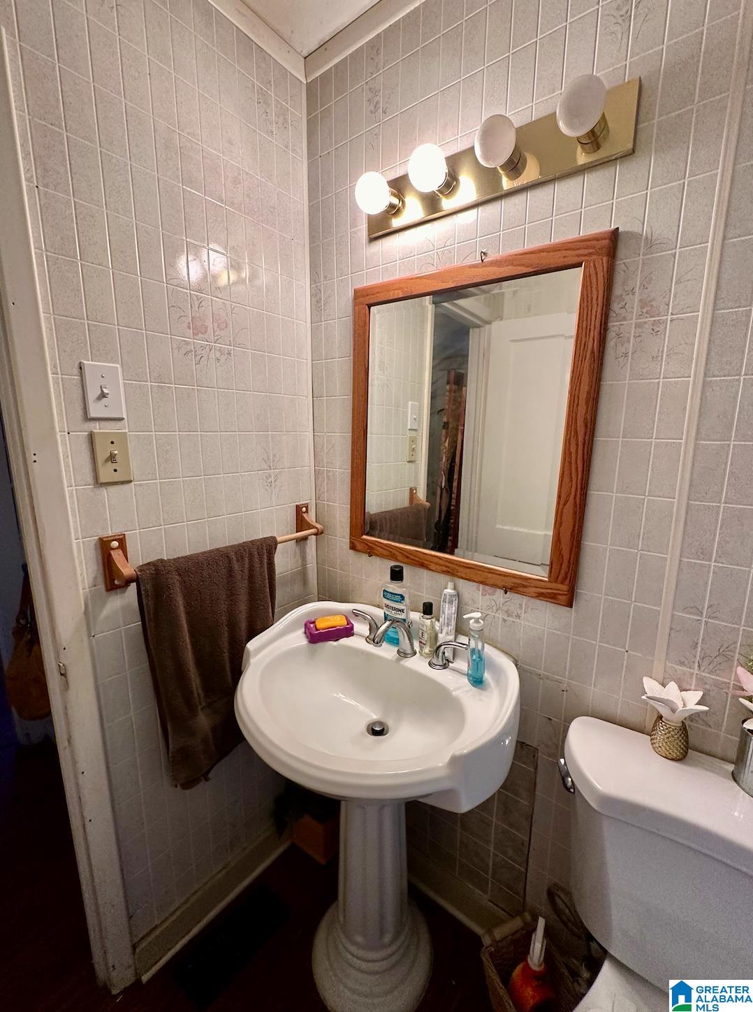5621 TERRACE J