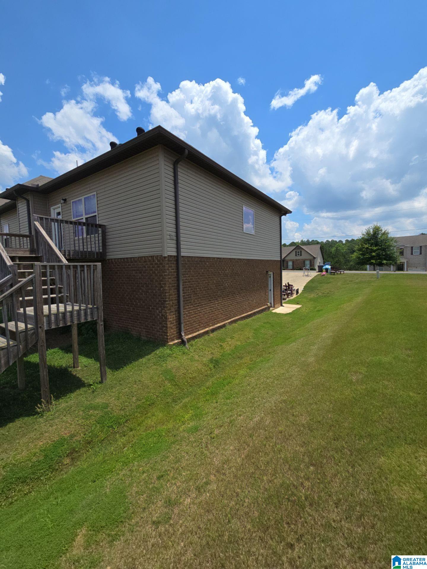 970 BROOKHAVEN DRIVE