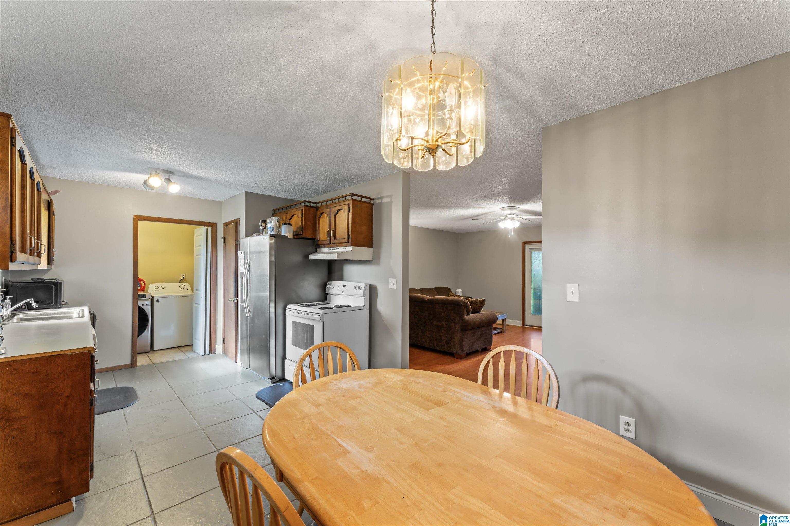 225 SUNSET HILL ROAD