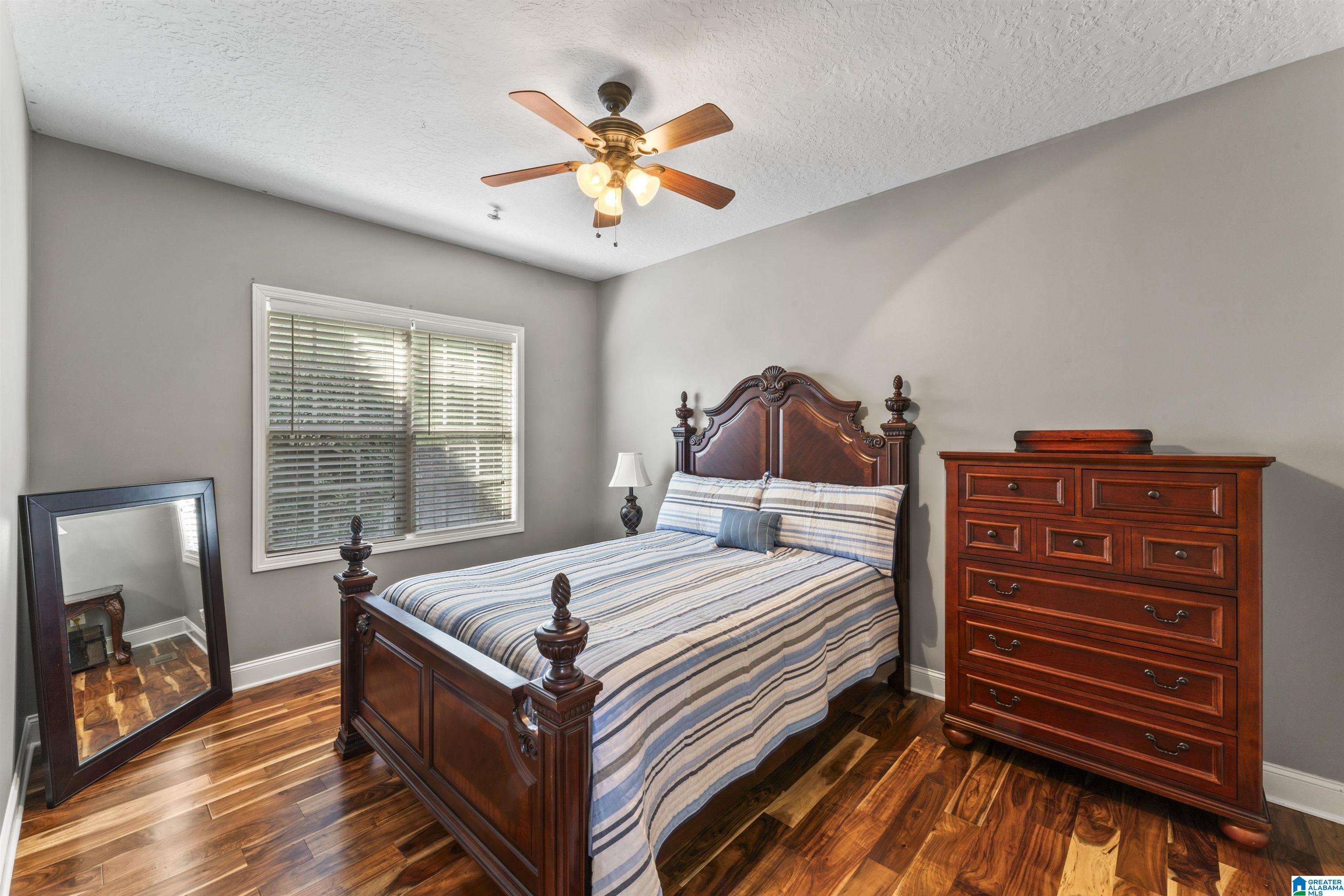 1308 N LAKEMONT DRIVE