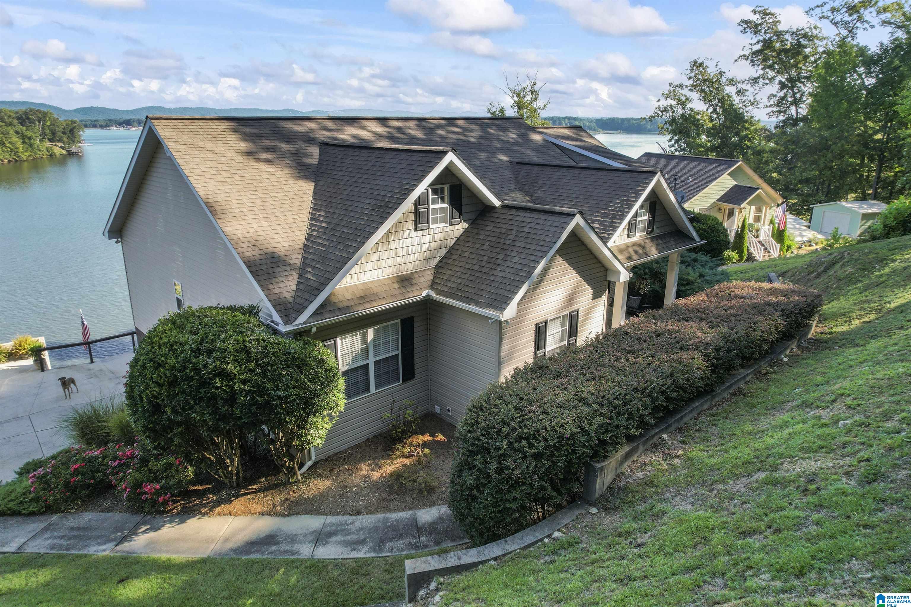 1308 N LAKEMONT DRIVE