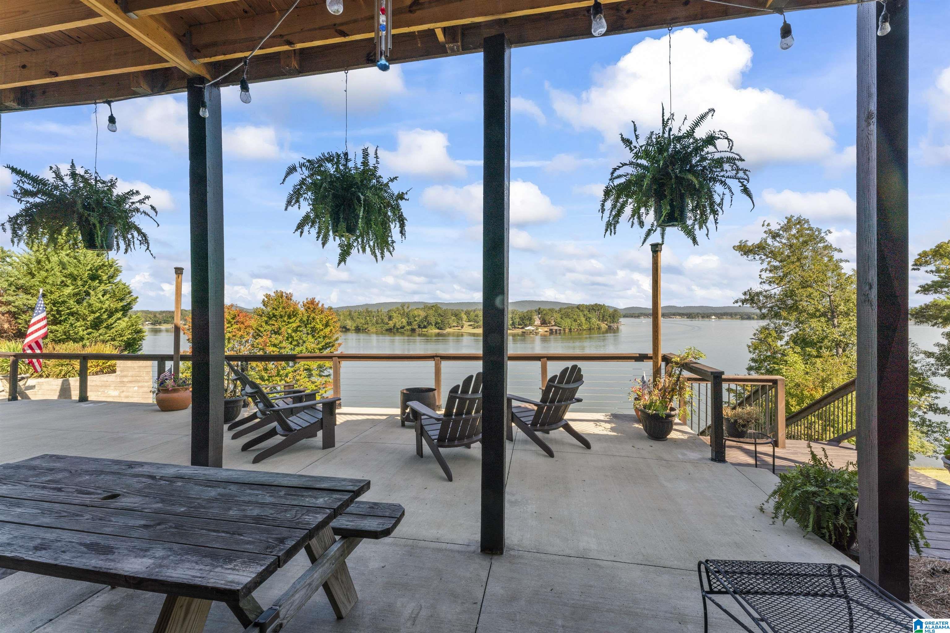 1308 N LAKEMONT DRIVE