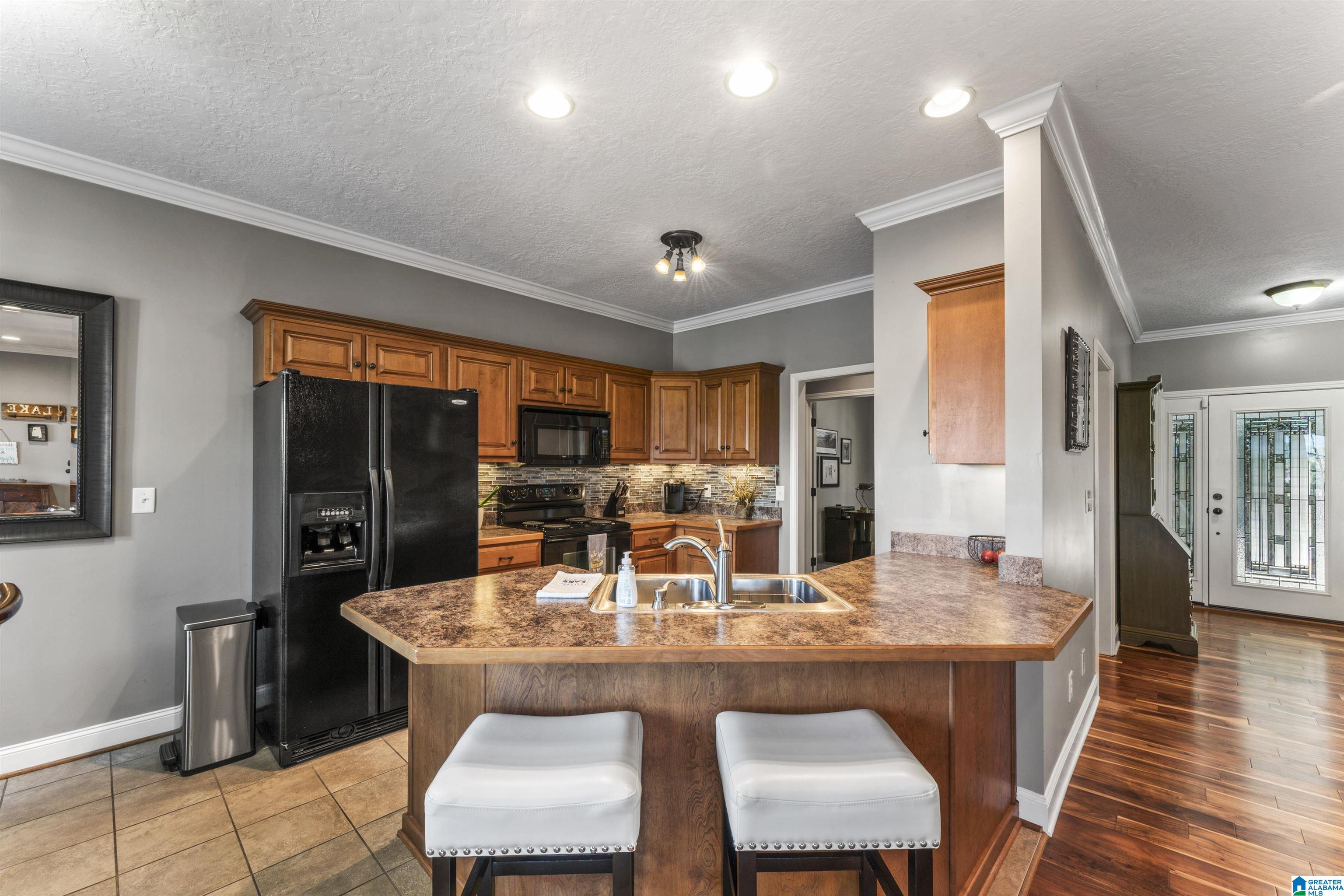 1308 N LAKEMONT DRIVE