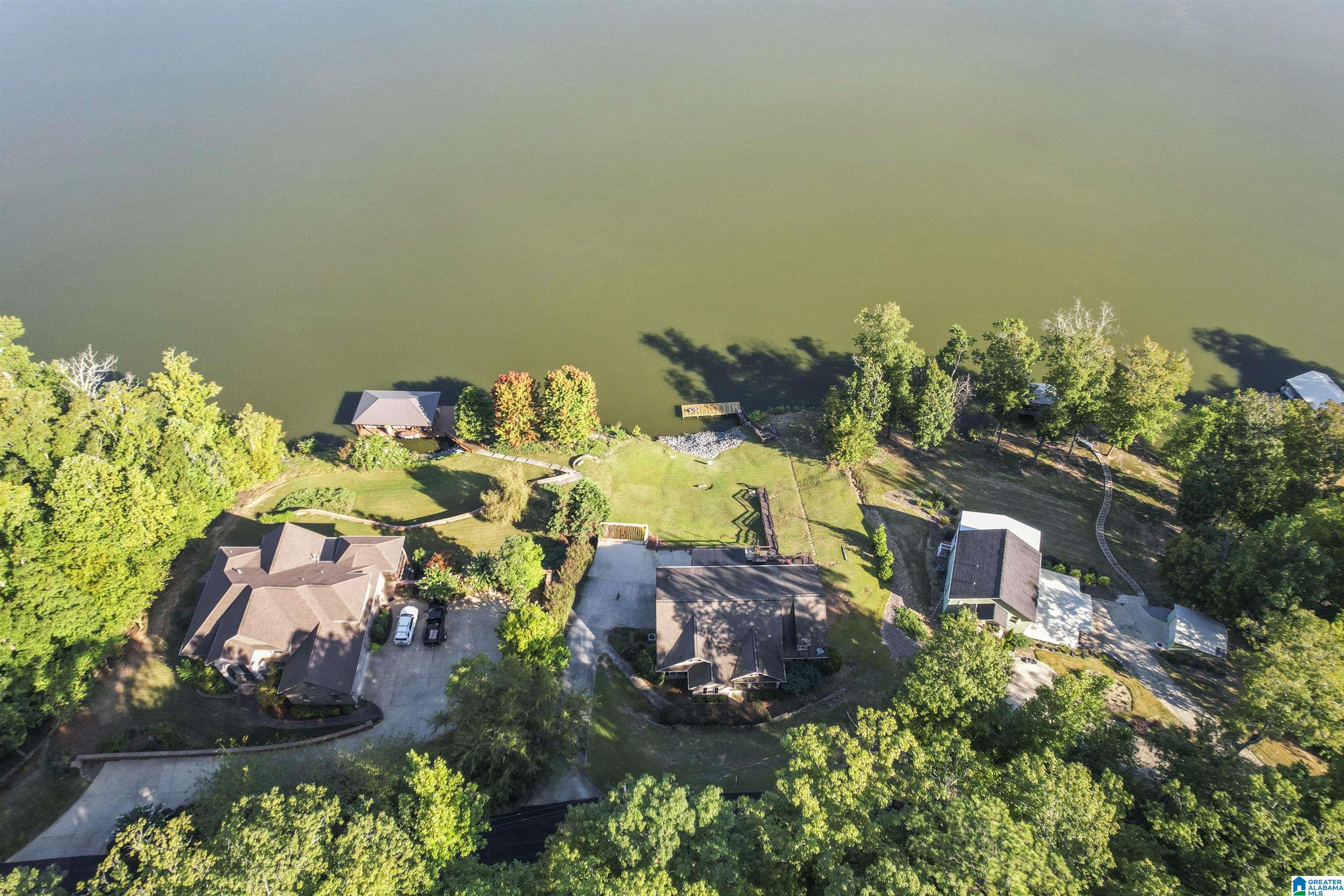 1308 N LAKEMONT DRIVE