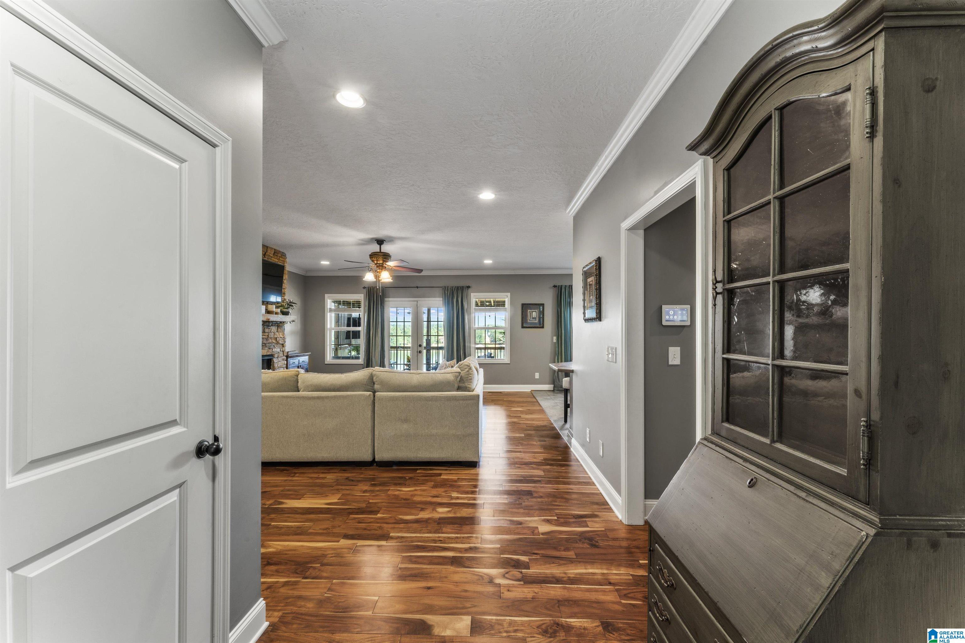 1308 N LAKEMONT DRIVE