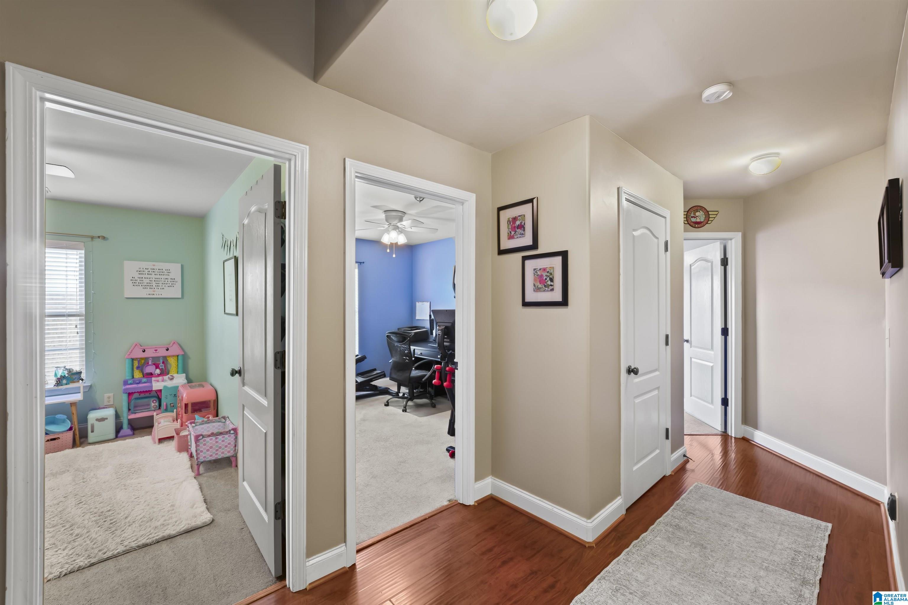 1040 LEXINGTON DRIVE