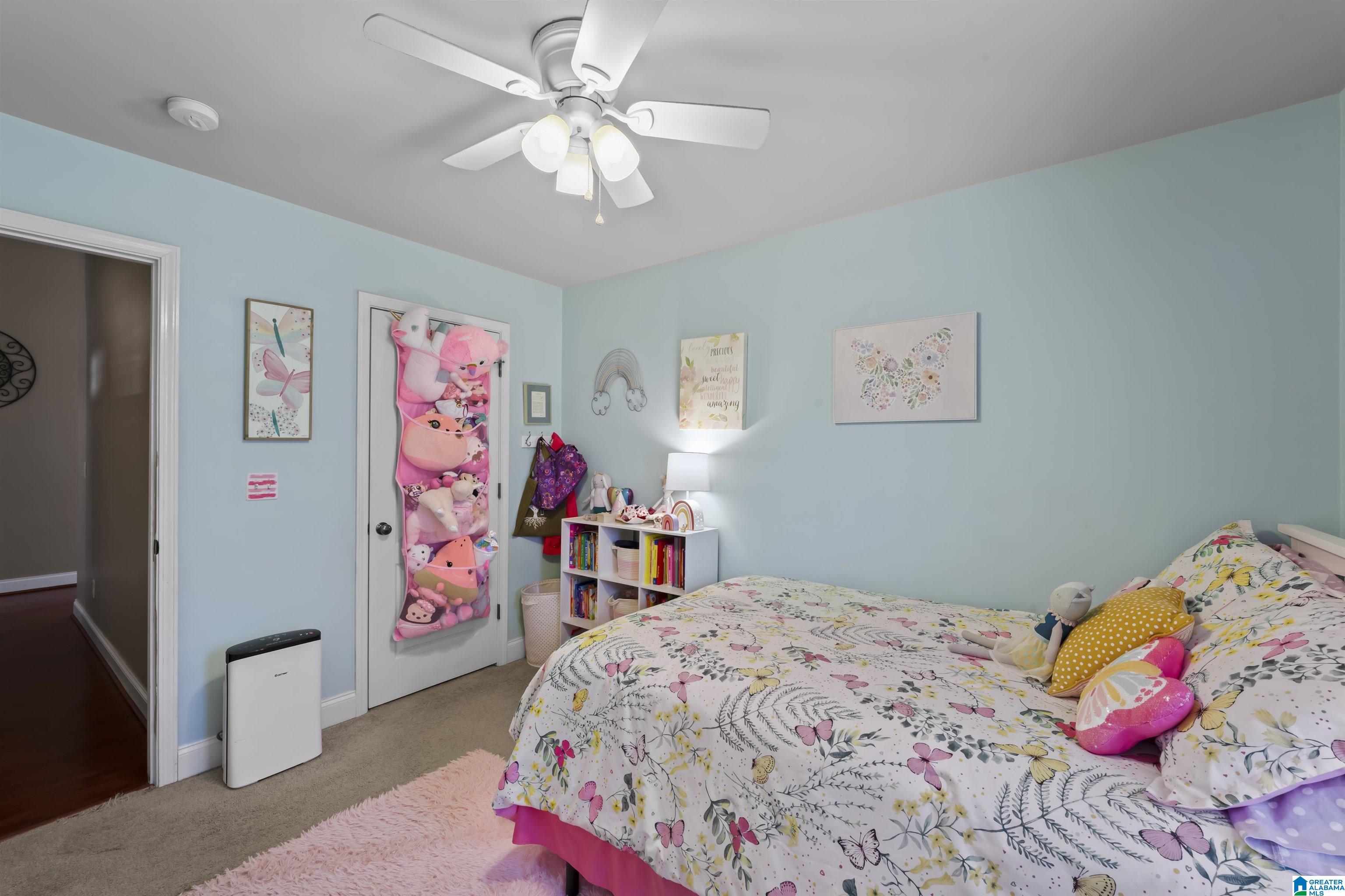 1040 LEXINGTON DRIVE