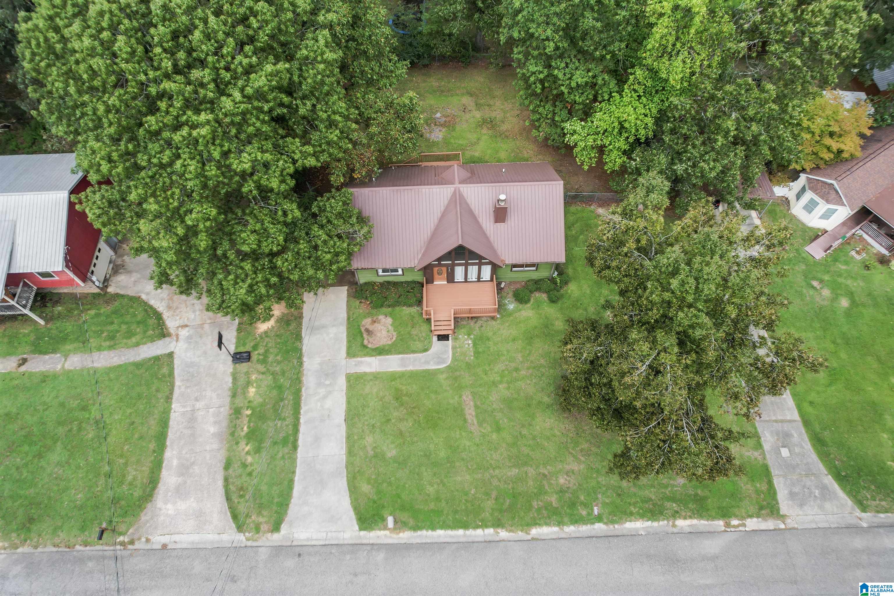 936 OAK BOULEVARD