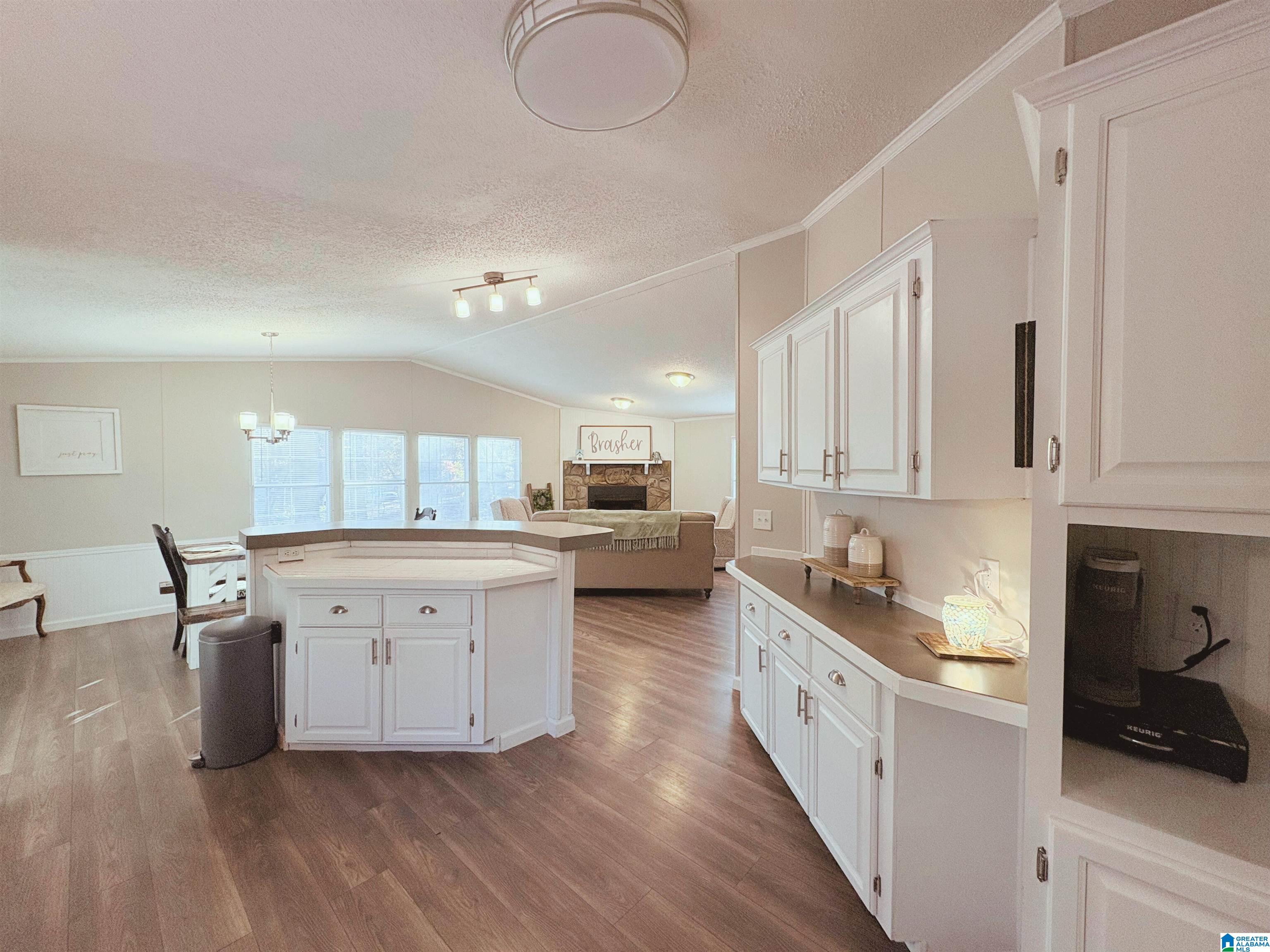 120 TREETOP LANE