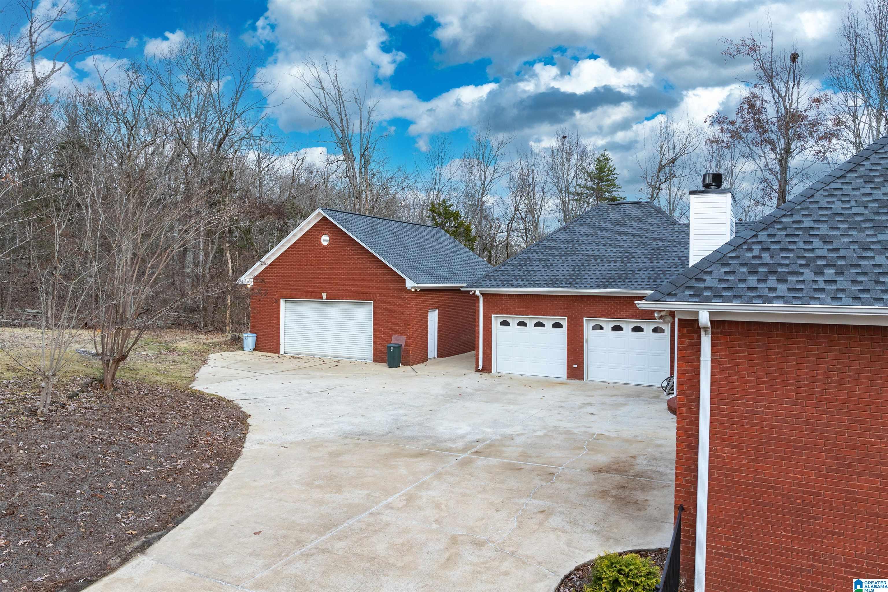 125 HERITAGE RIDGE