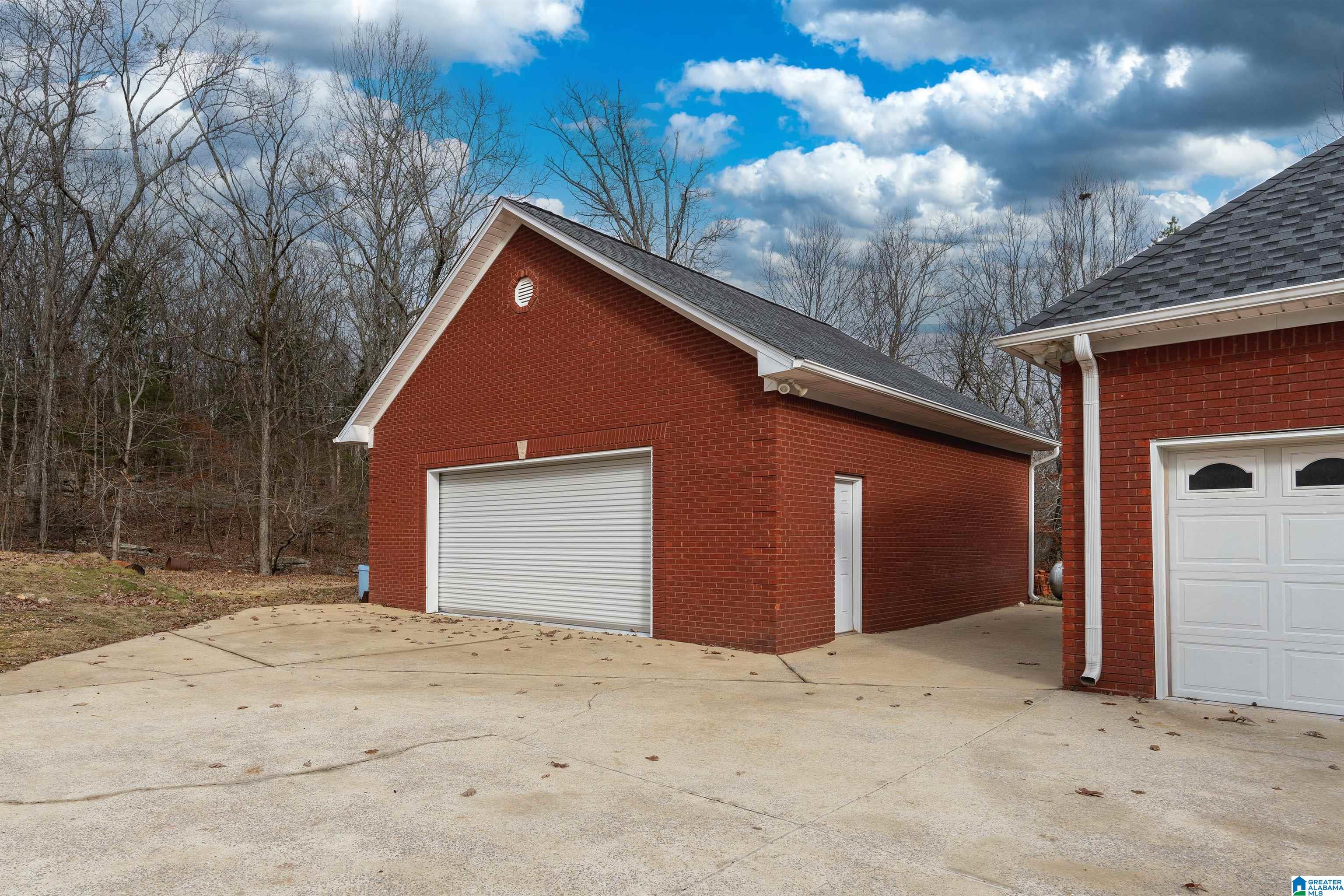 125 HERITAGE RIDGE