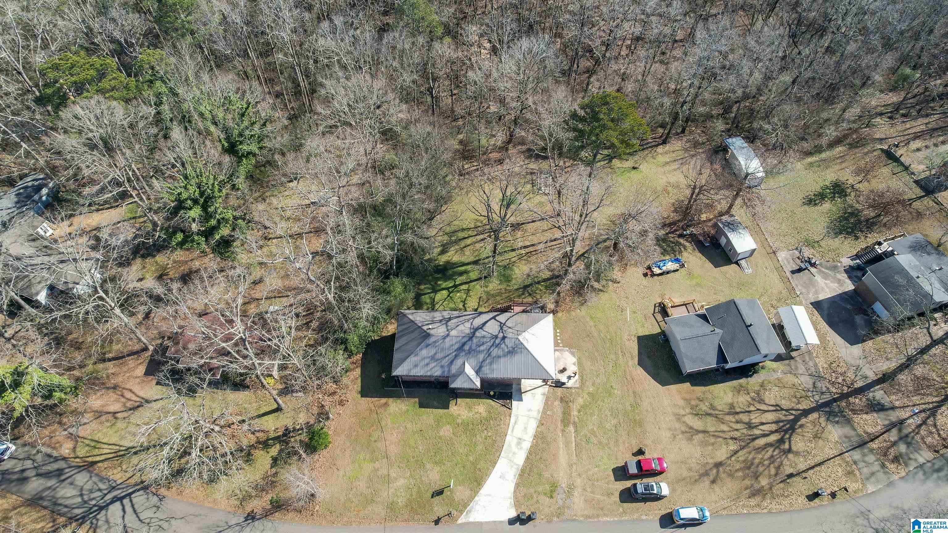 910 WESTWOOD ROAD