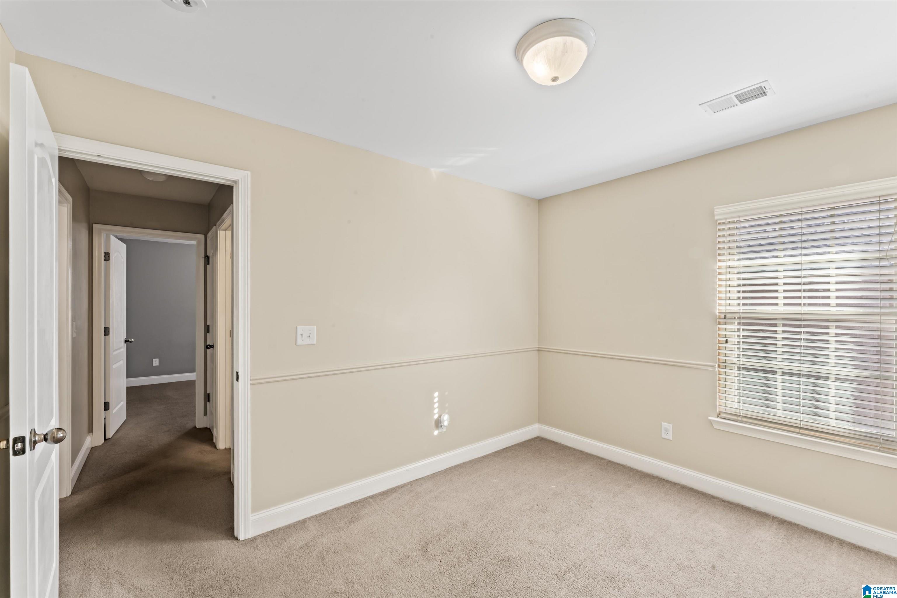 1049 LEXINGTON DRIVE