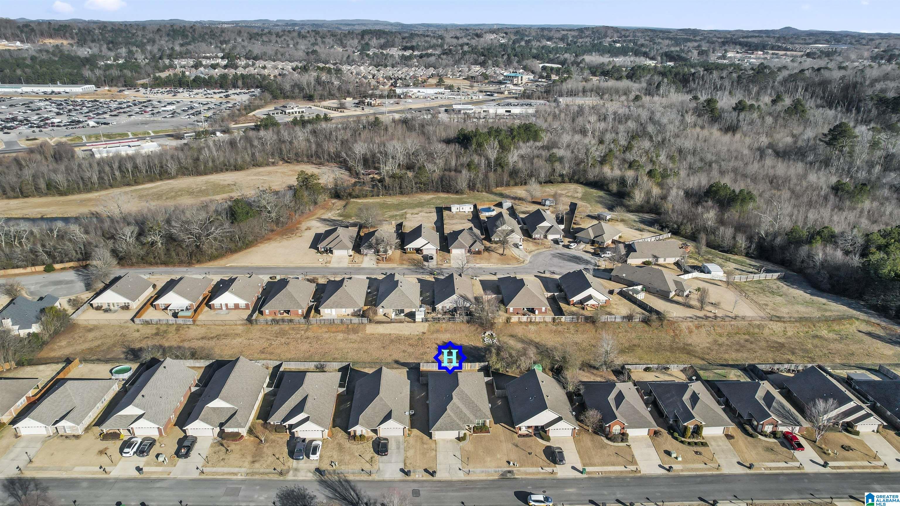 1049 LEXINGTON DRIVE