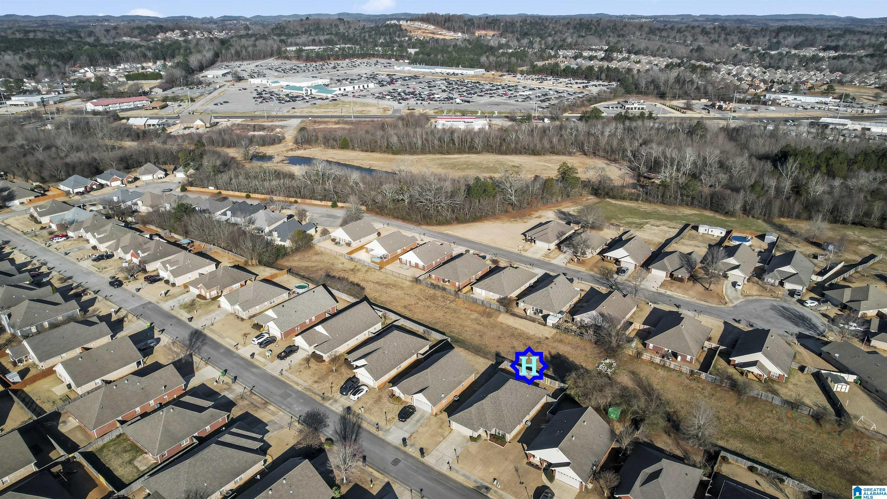 1049 LEXINGTON DRIVE