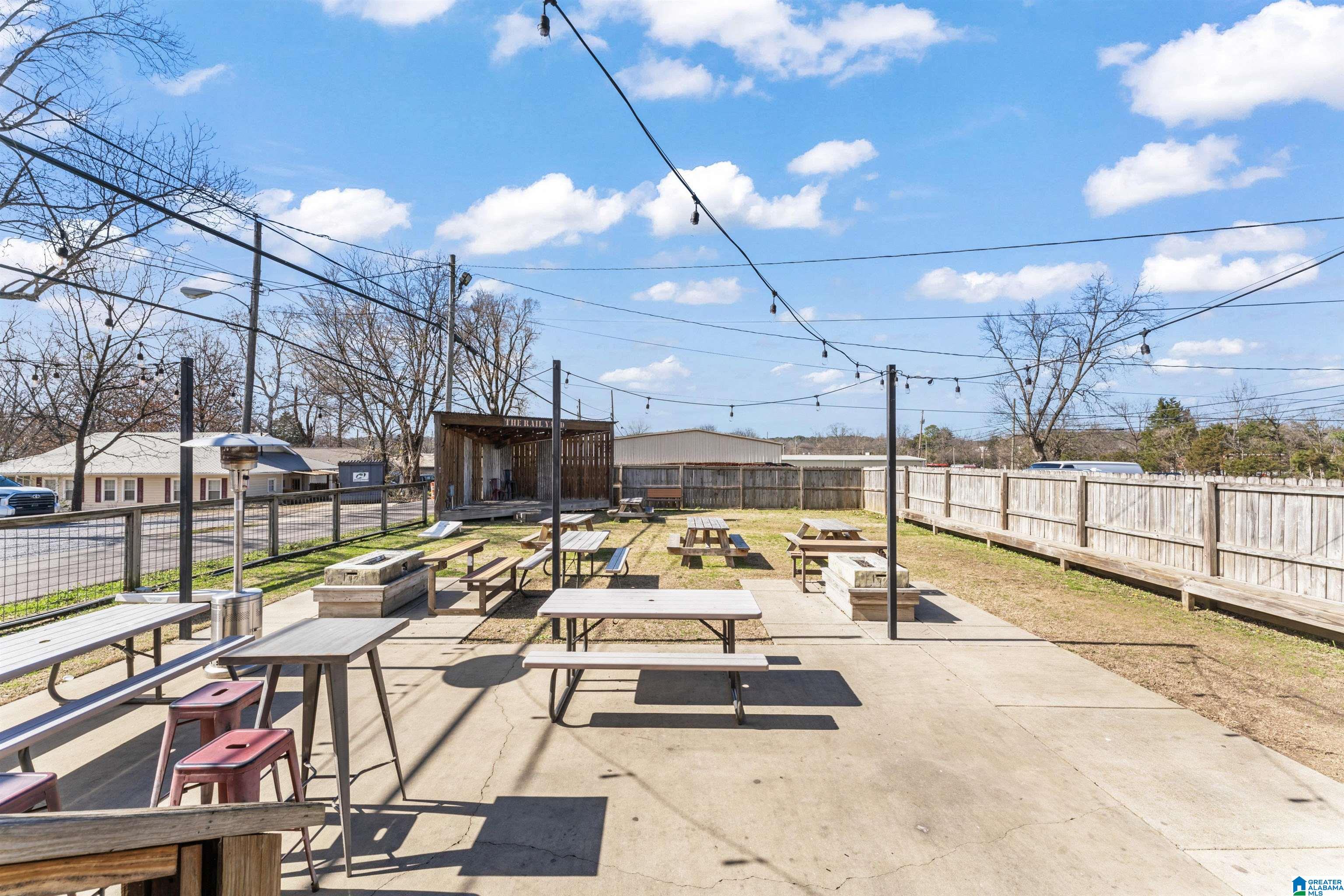 1210 6TH STREET