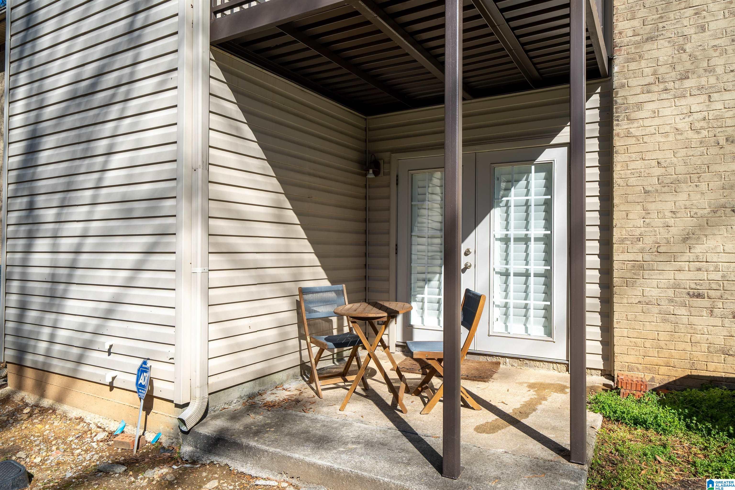 713 PENNY LANE 713