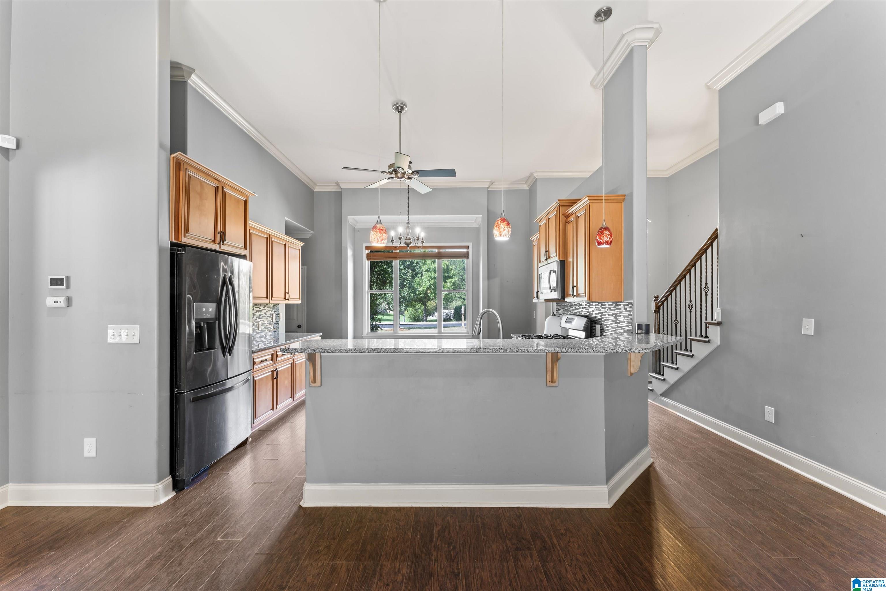 9205 JARDIN CIRCLE