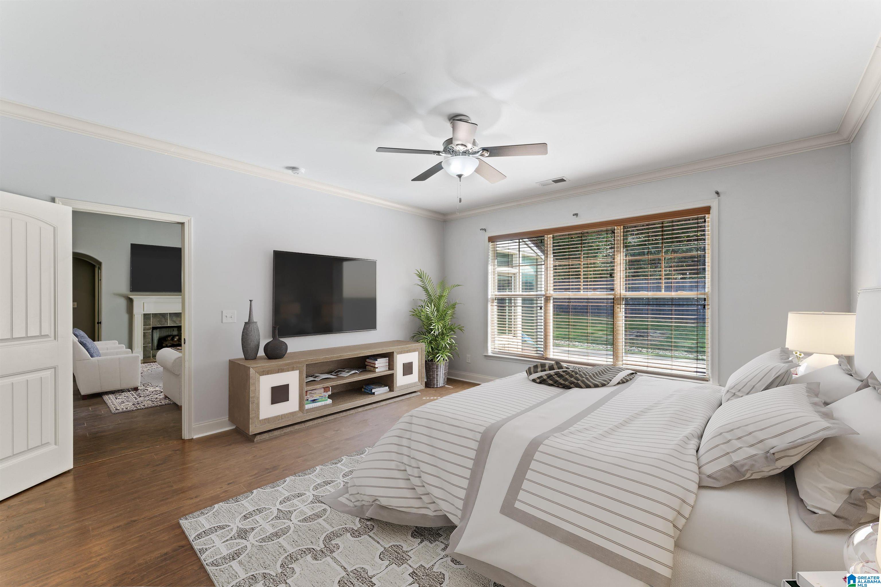 9205 JARDIN CIRCLE