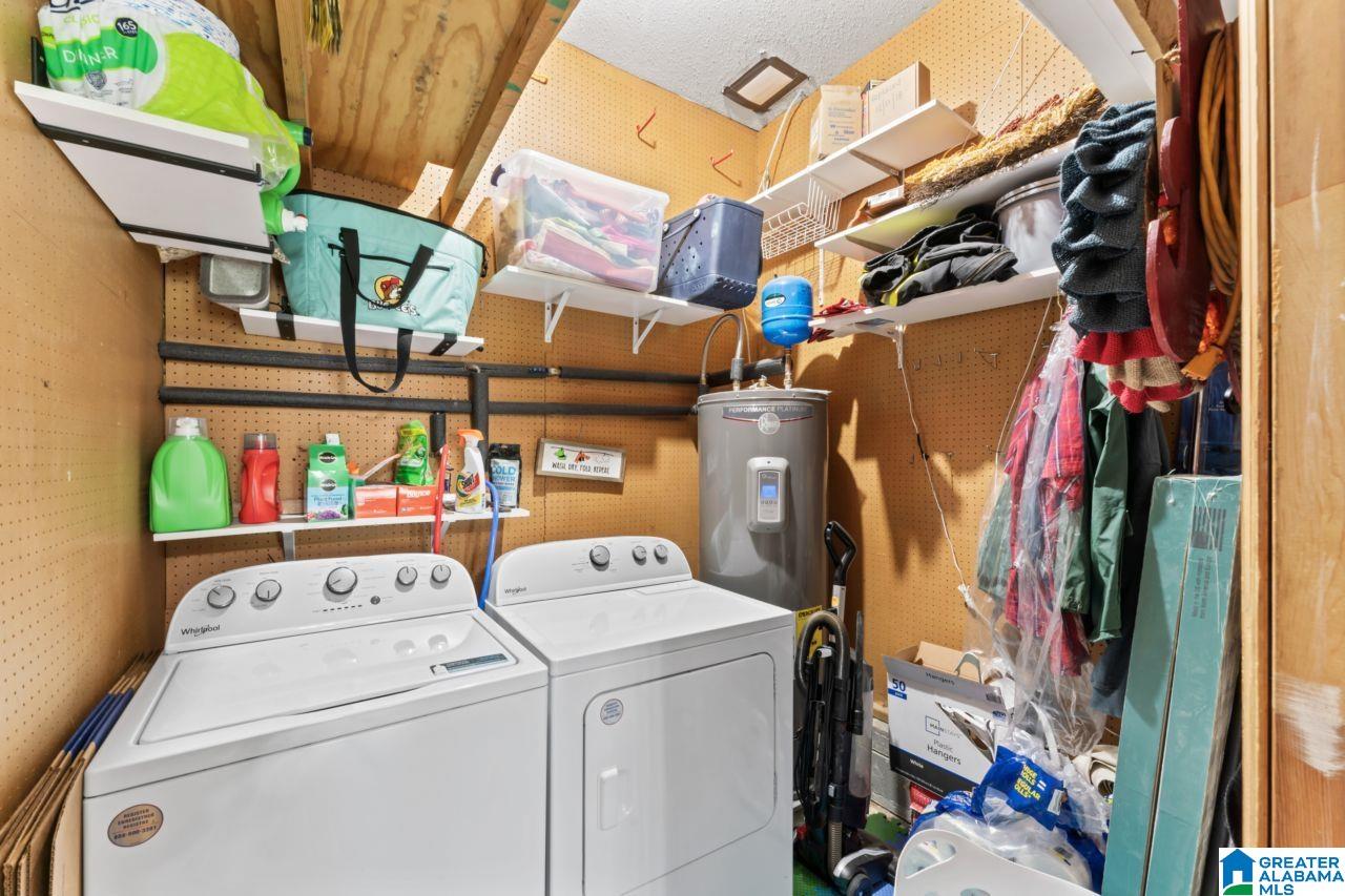 2069 PHILLIPS CIRCLE