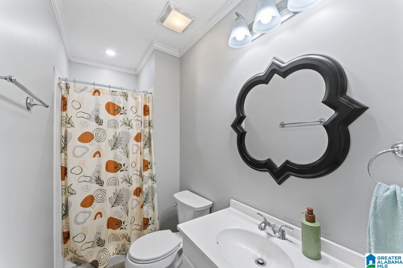 2069 PHILLIPS CIRCLE