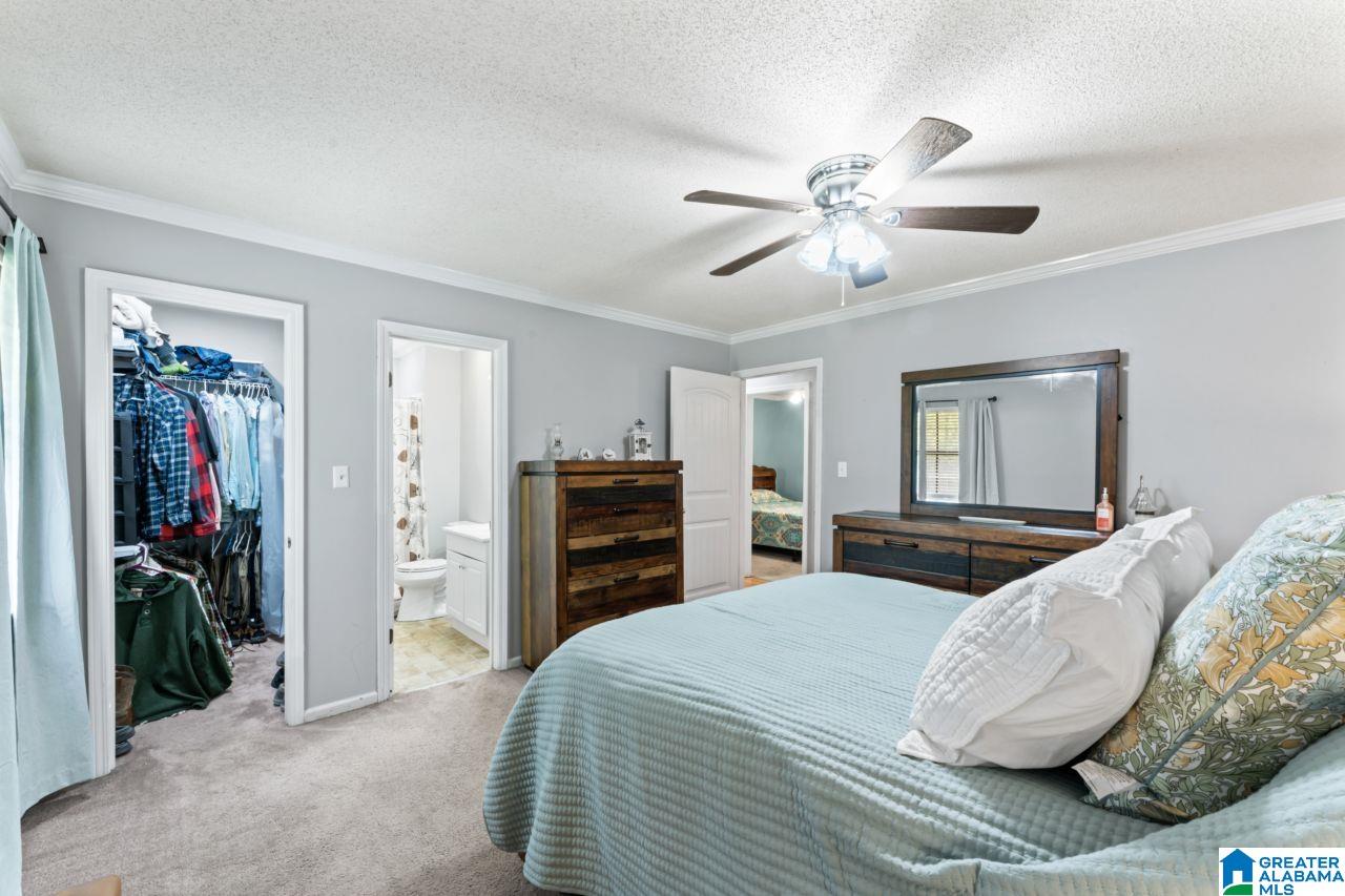 2069 PHILLIPS CIRCLE